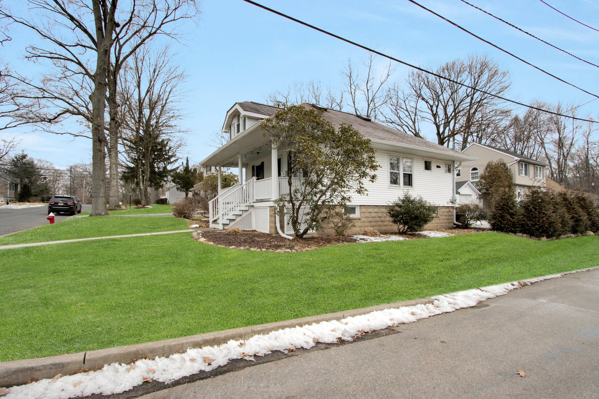 36 Ralph Ave