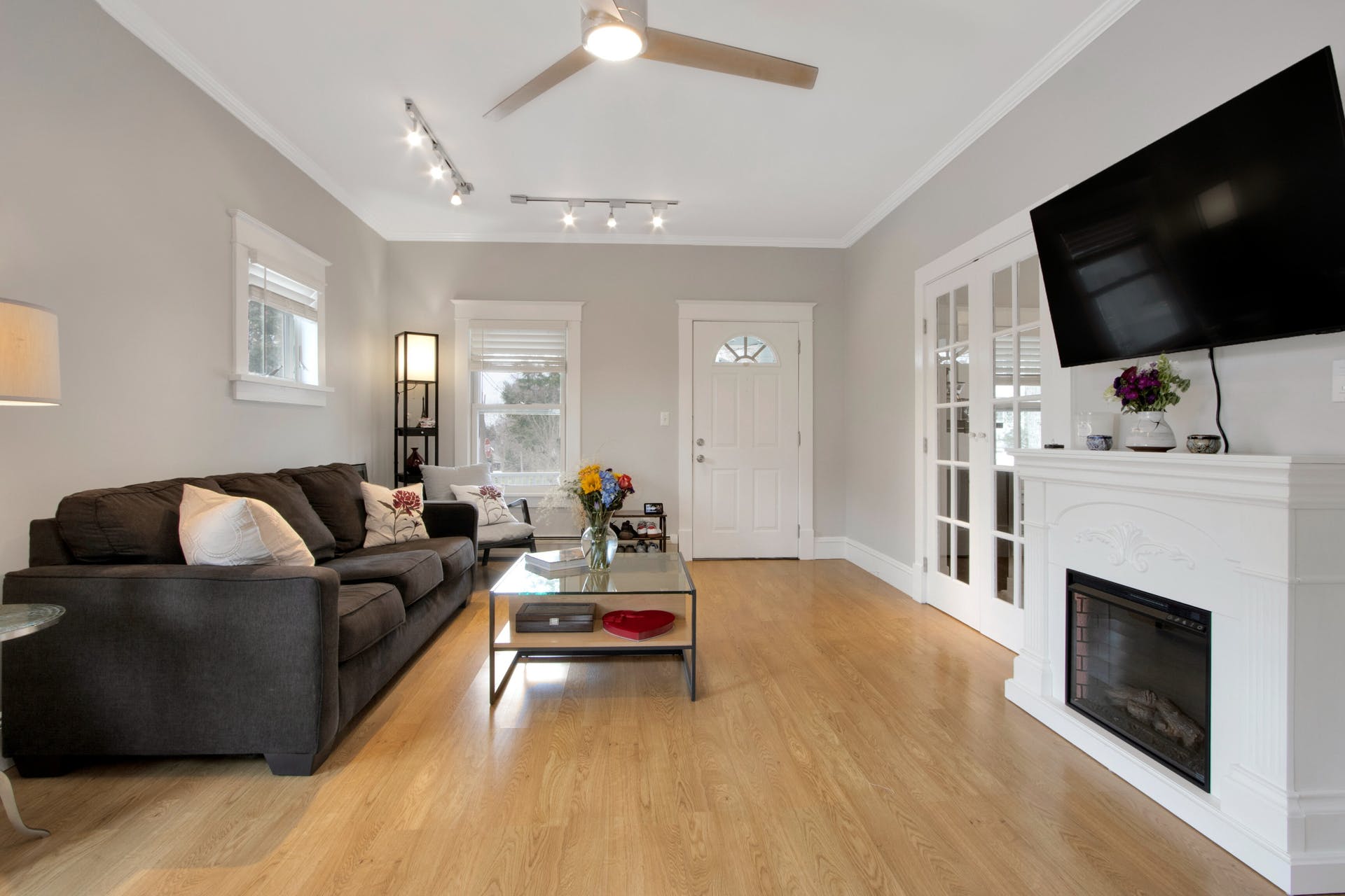 36 Ralph Ave