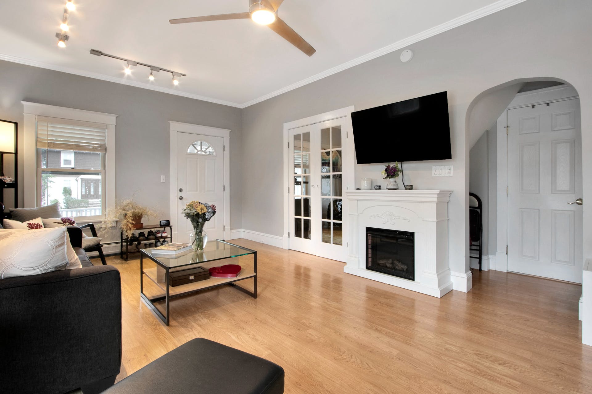 36 Ralph Ave