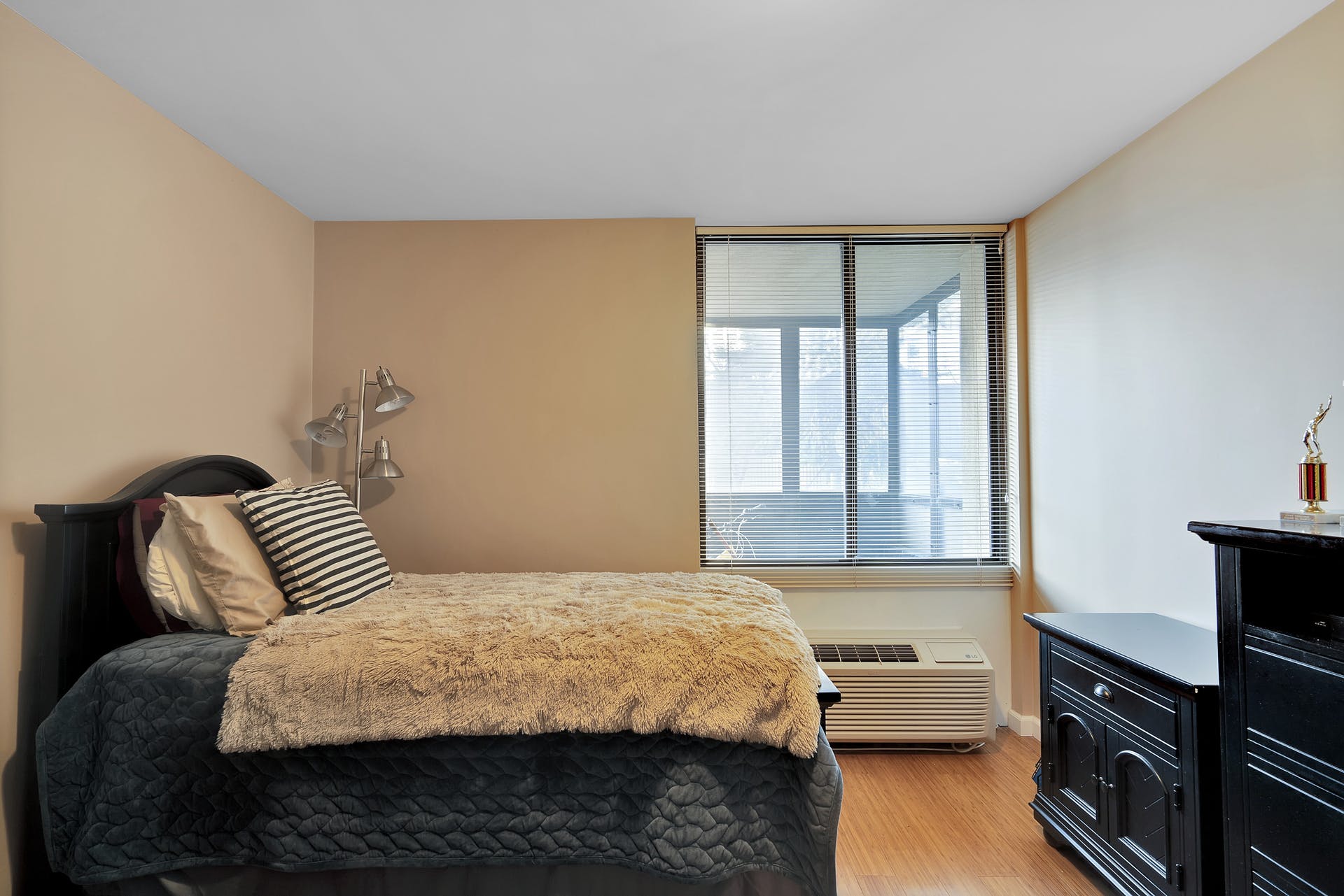 200 Winston Drive Unit COL21