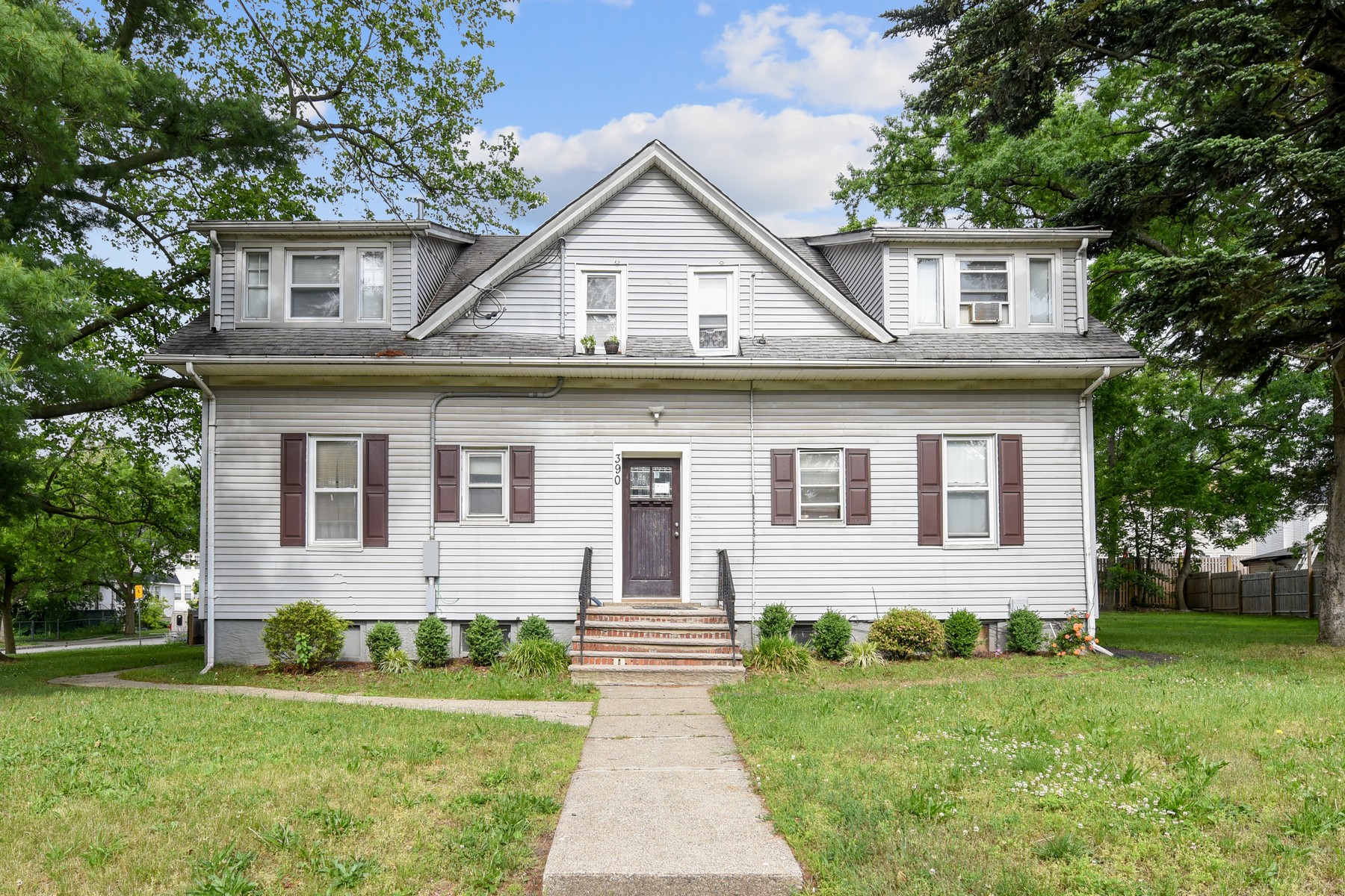390 Orange Road