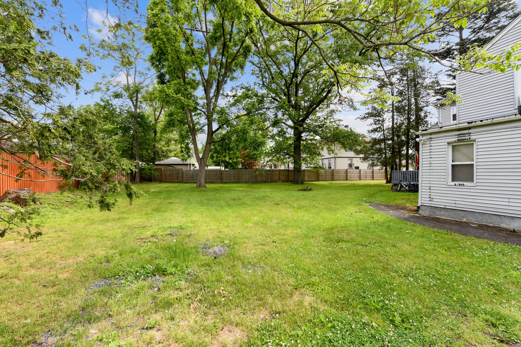 390 Orange Road