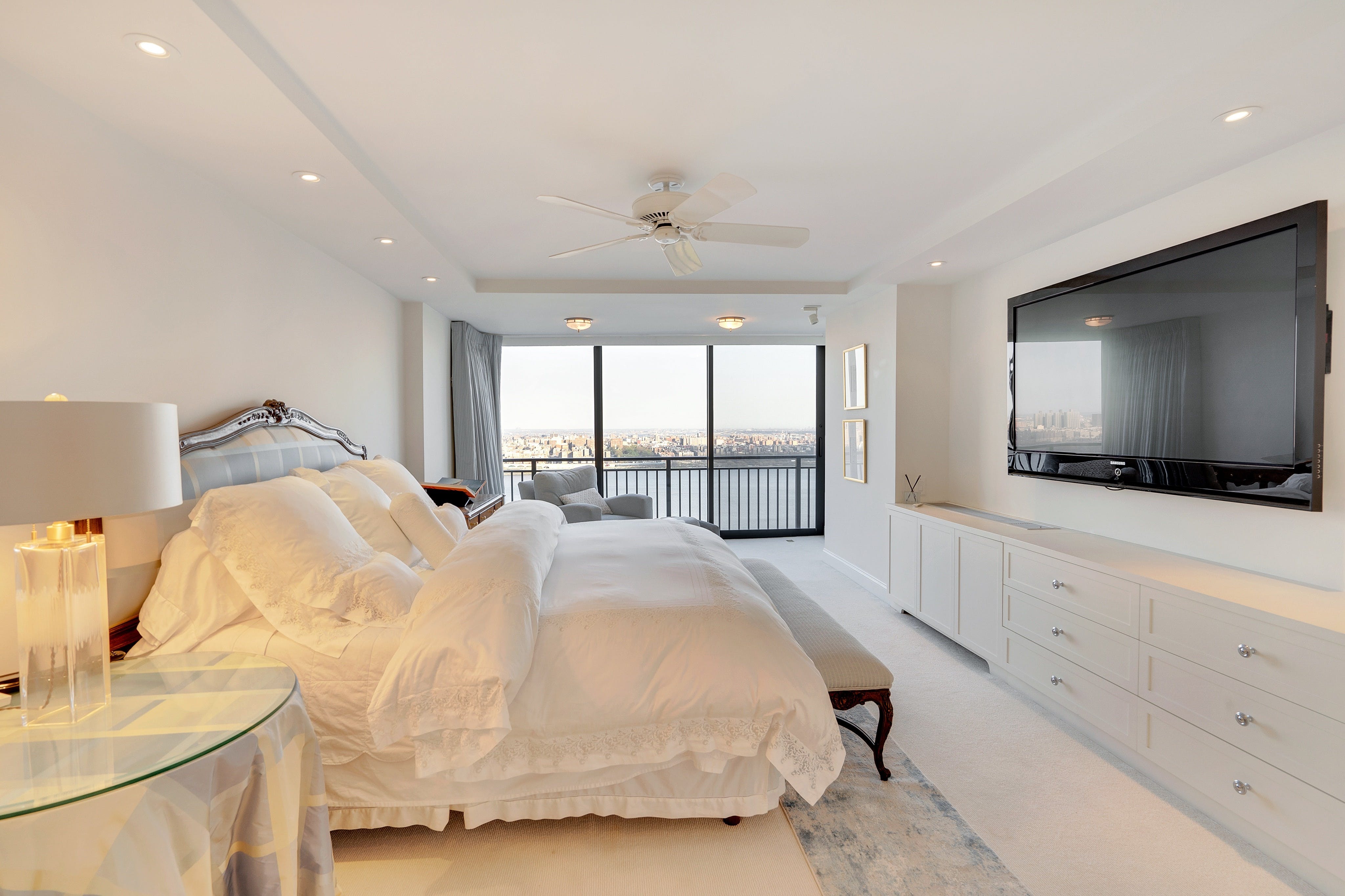 1500 Palisade Avenue Unit 27 D/E 