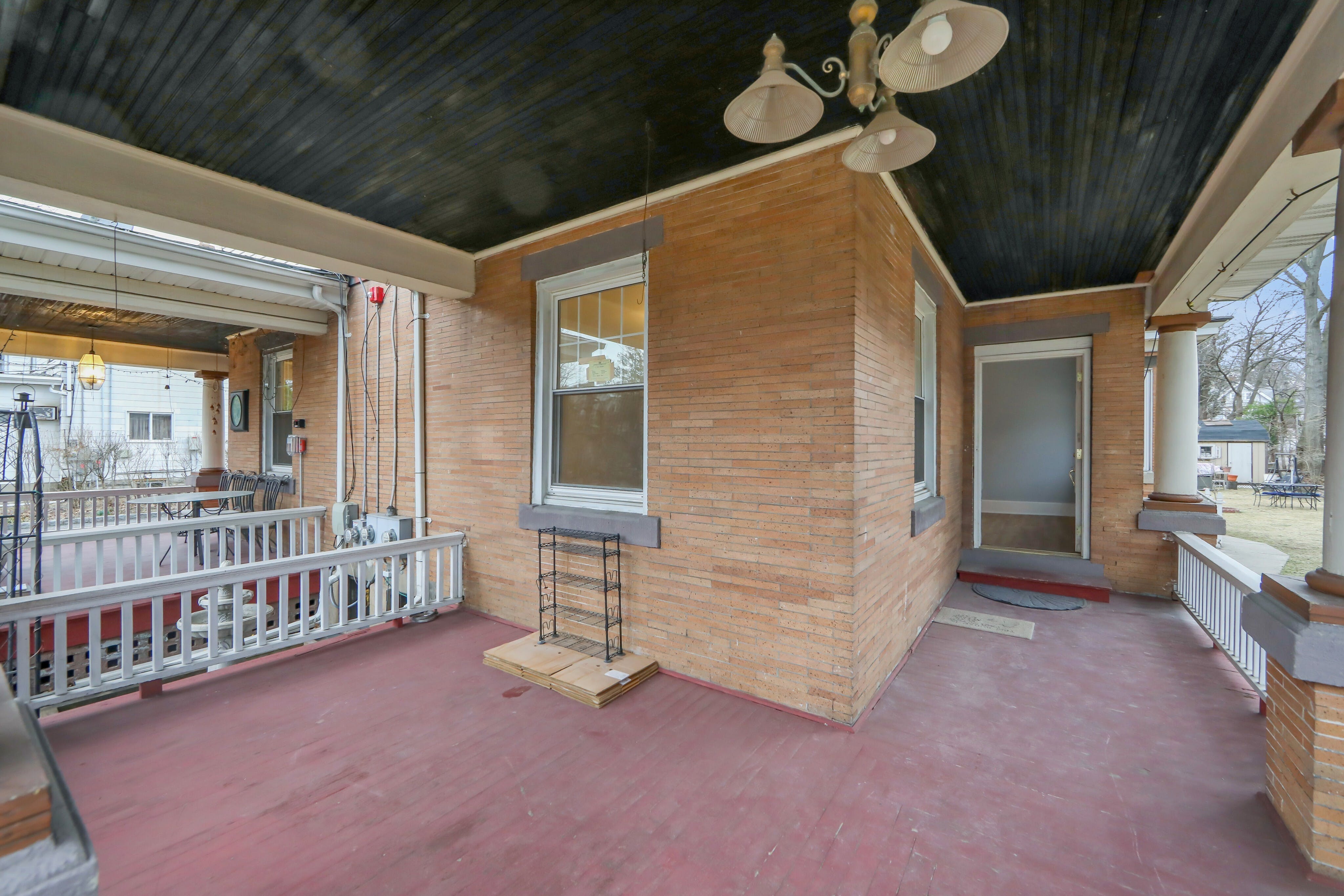147-149 W. Palisade Avenue