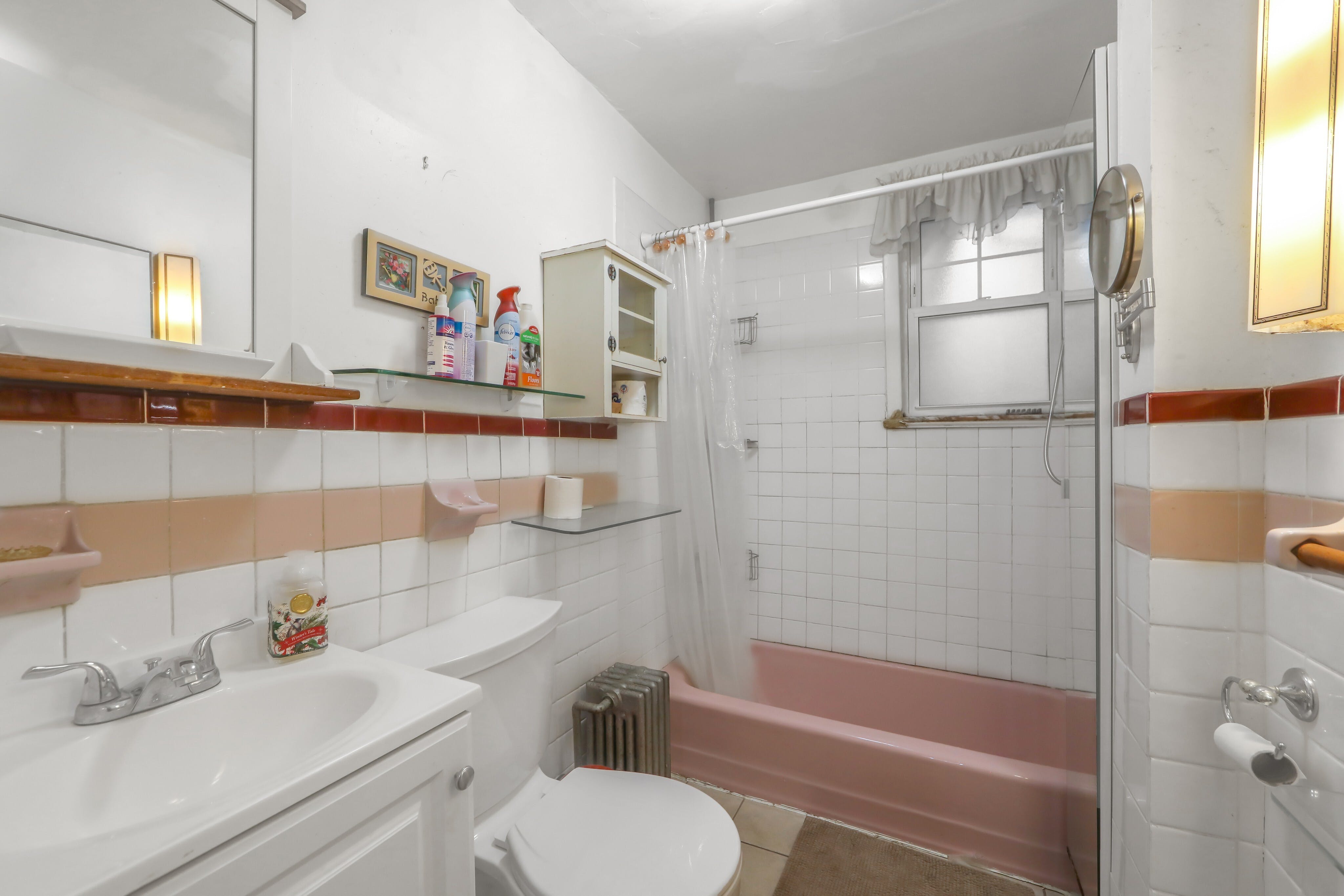 147-149 W. Palisade Avenue