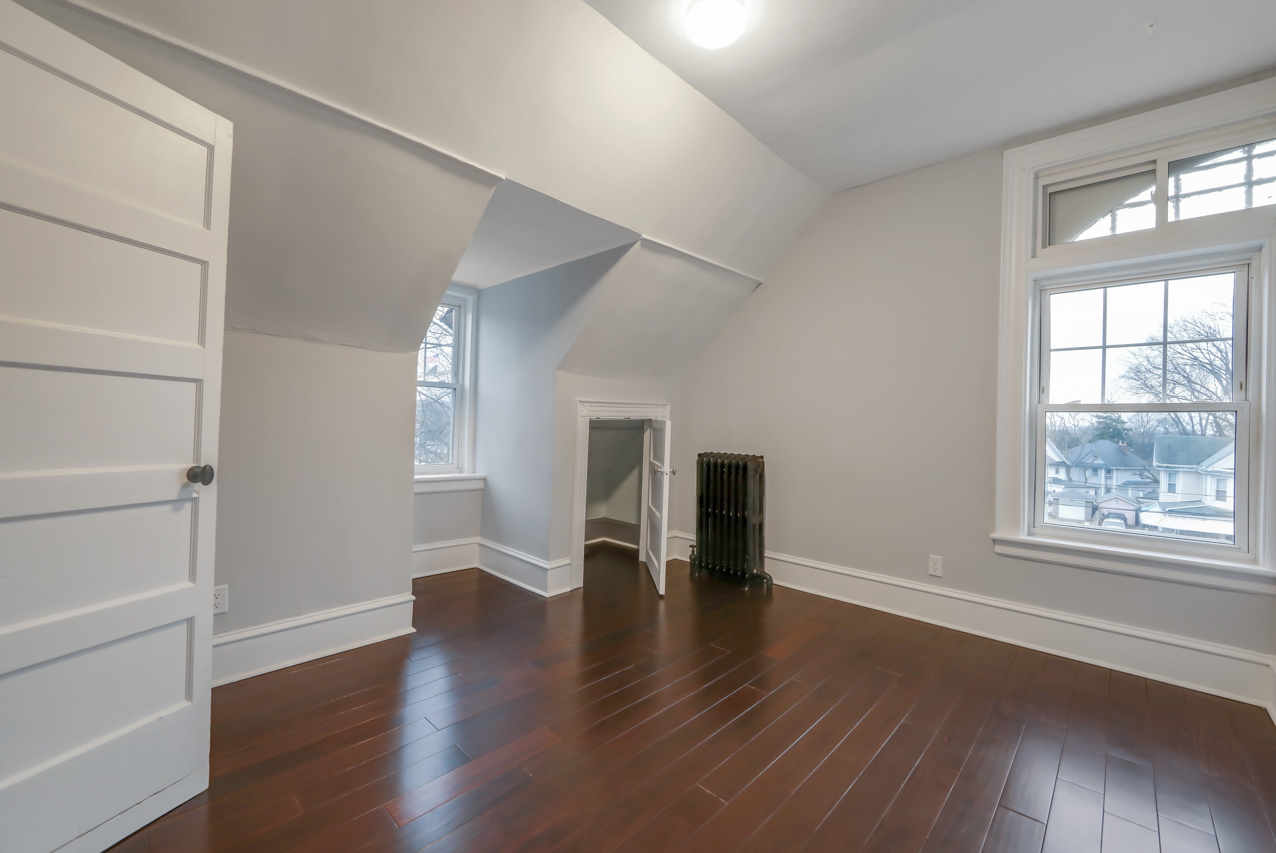 147-149 W. Palisade Avenue