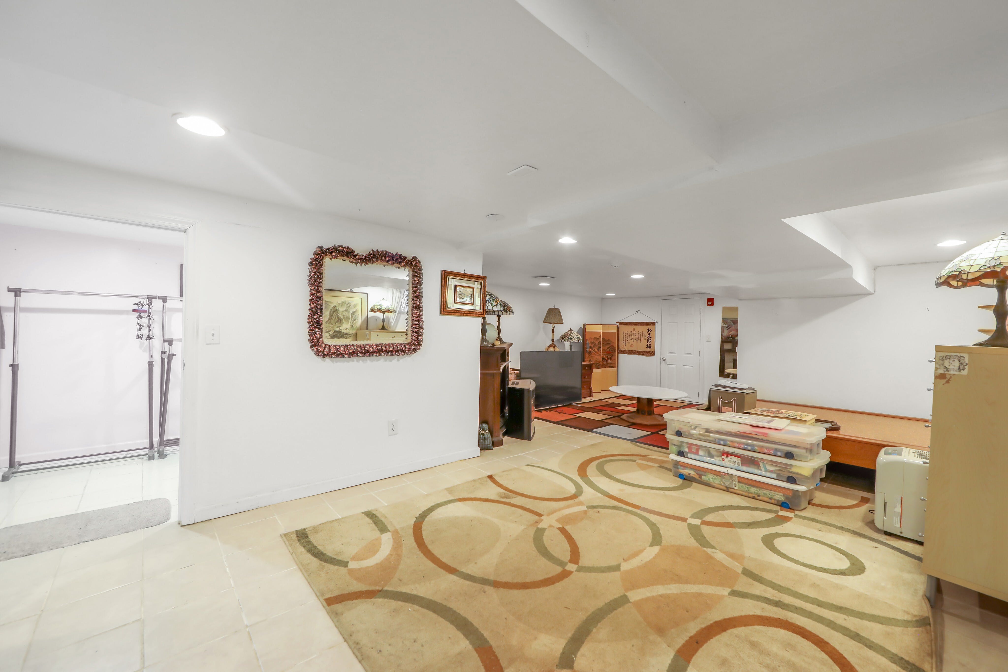 147-149 W. Palisade Avenue