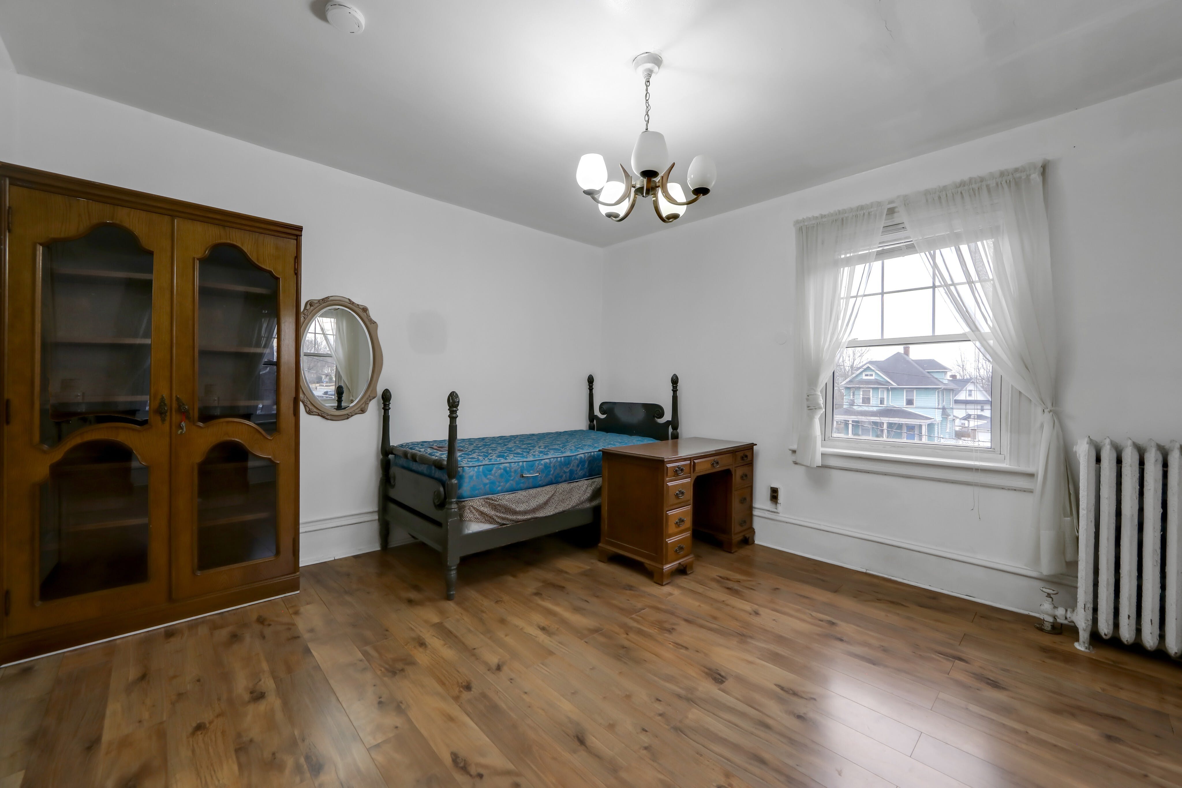 147-149 W. Palisade Avenue