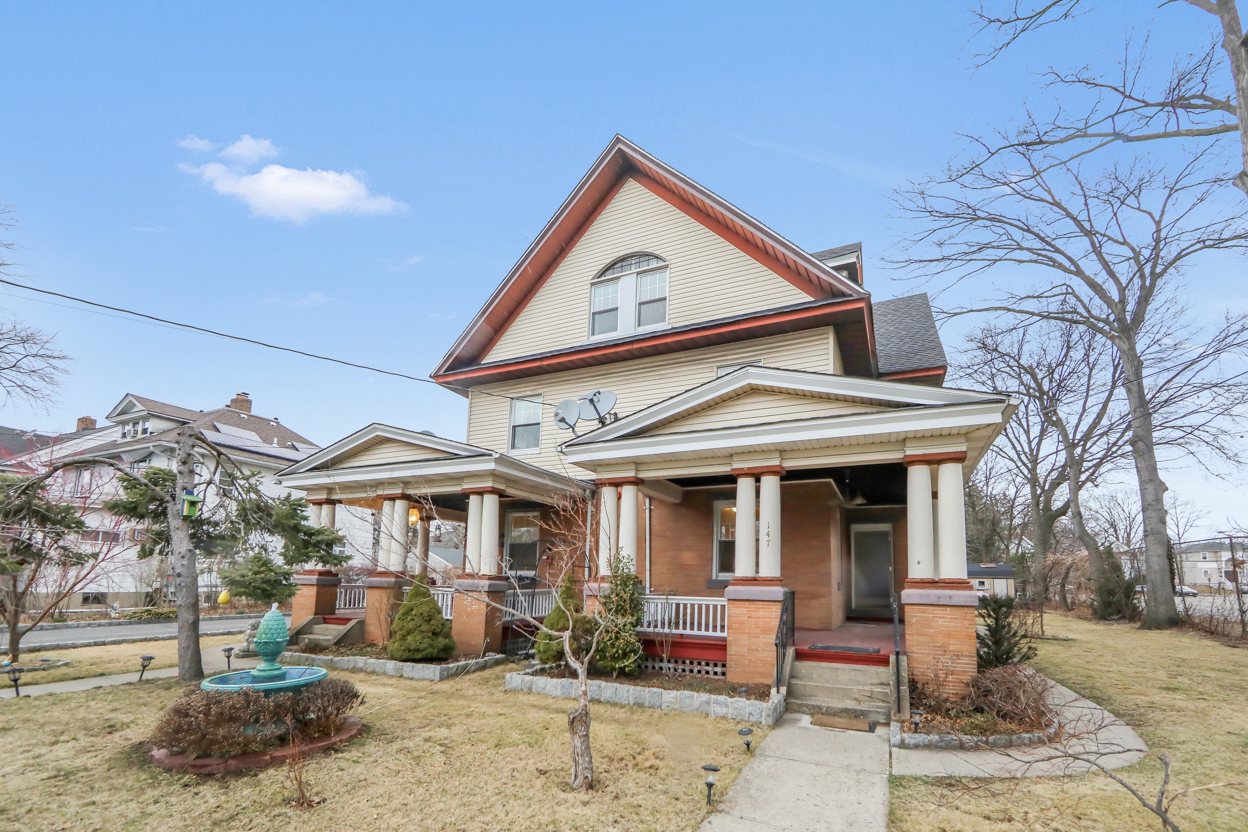 147-149 W. Palisade Avenue