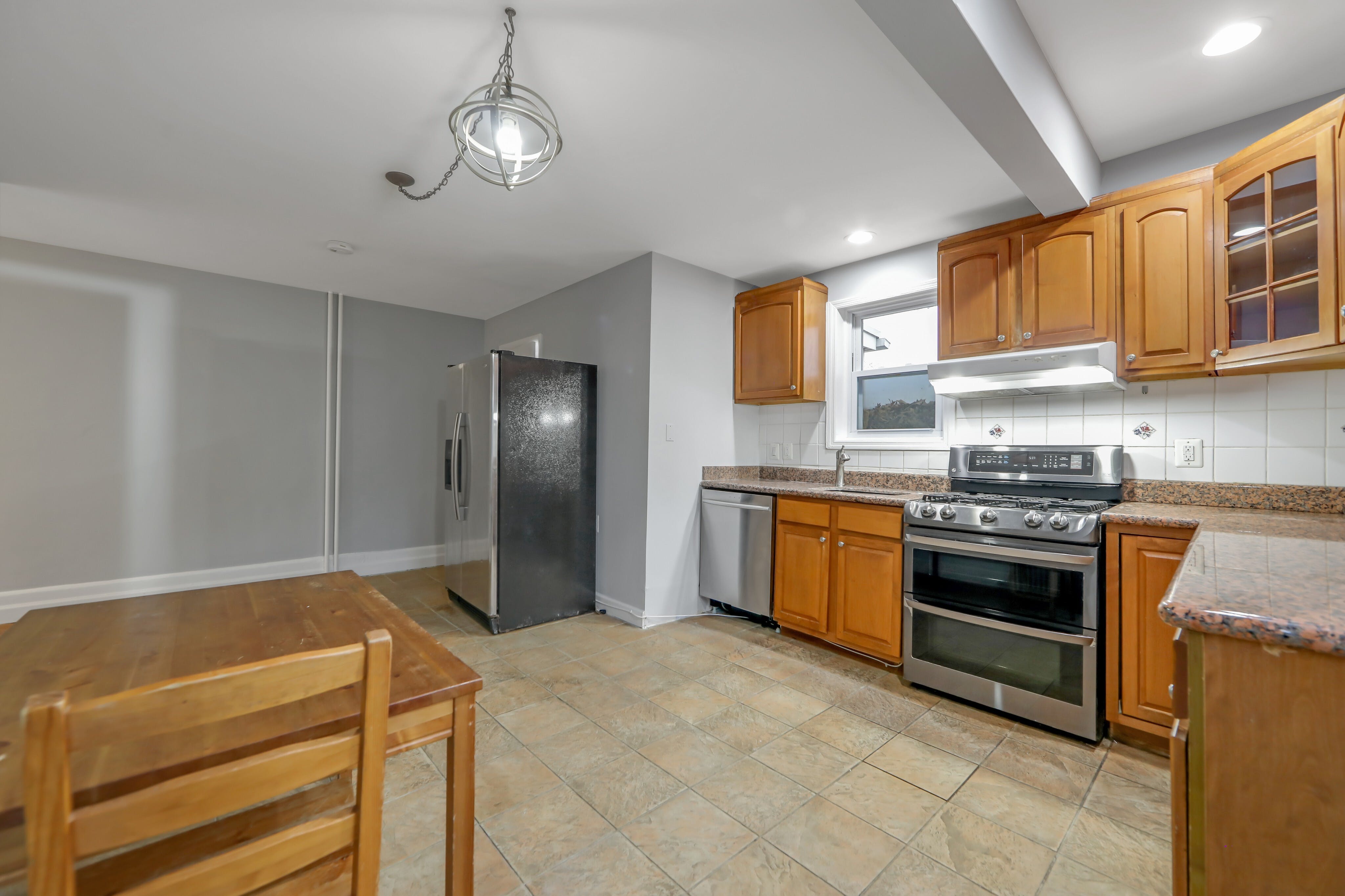 147-149 W. Palisade Avenue