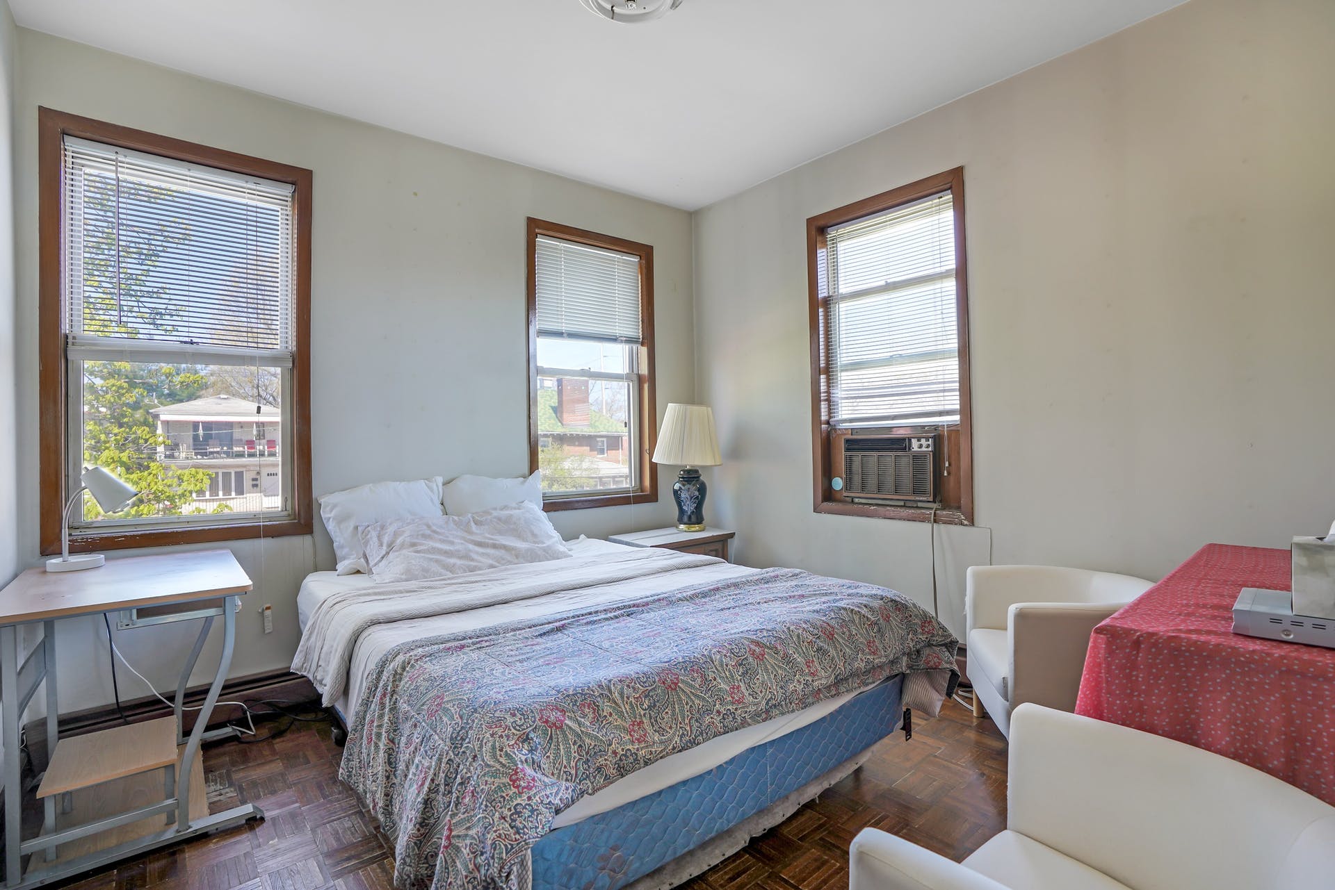 7804 Park Ave.