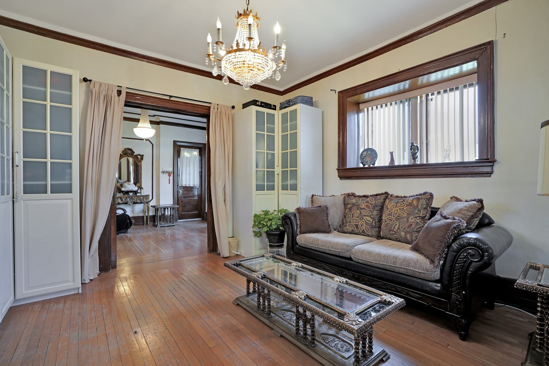 7804 Park Ave.