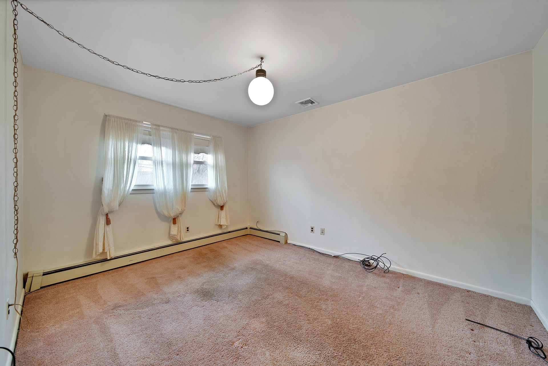 978 River Road