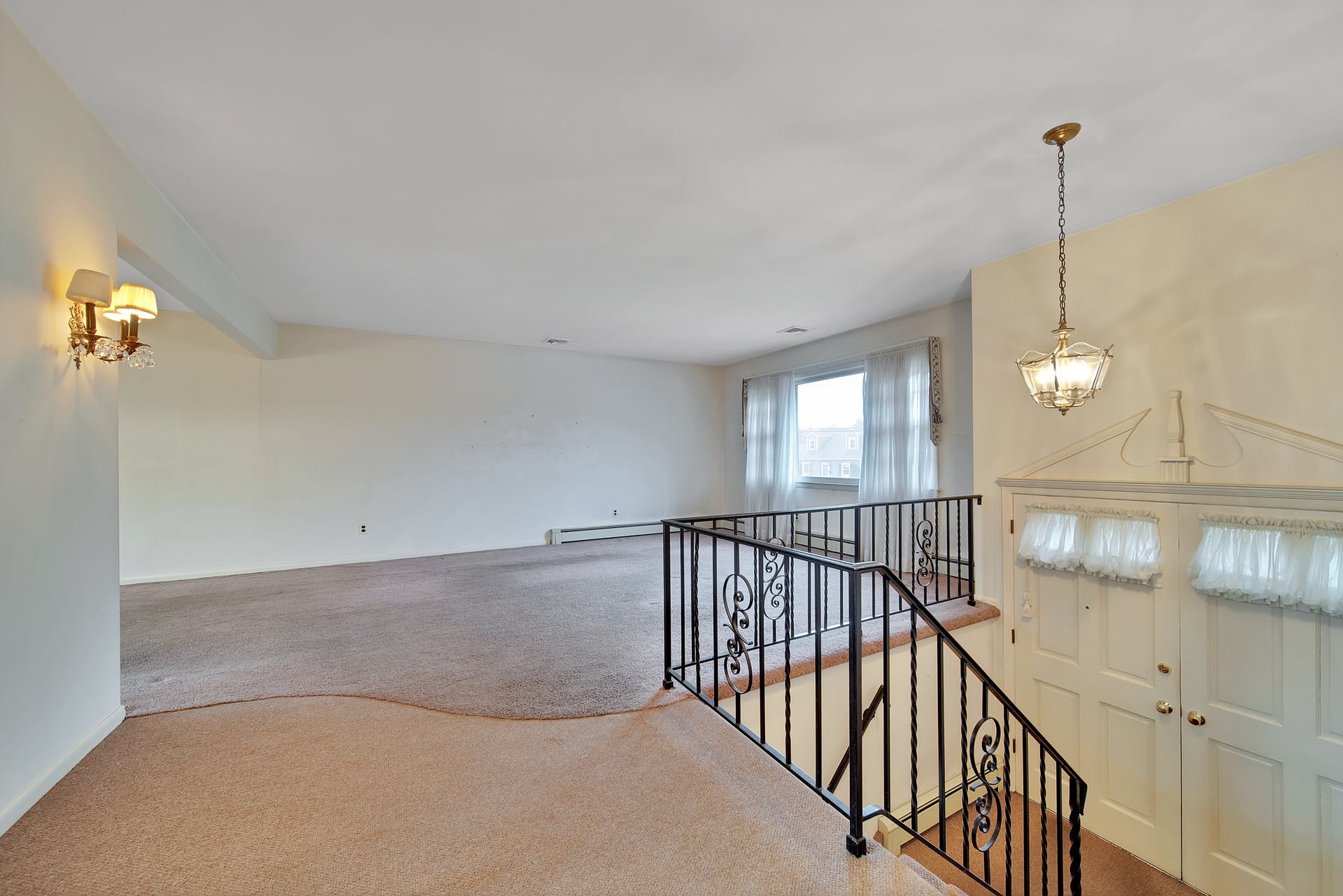 978 River Road