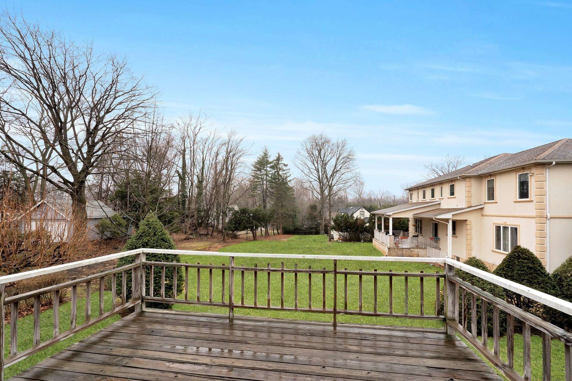 978 River Road