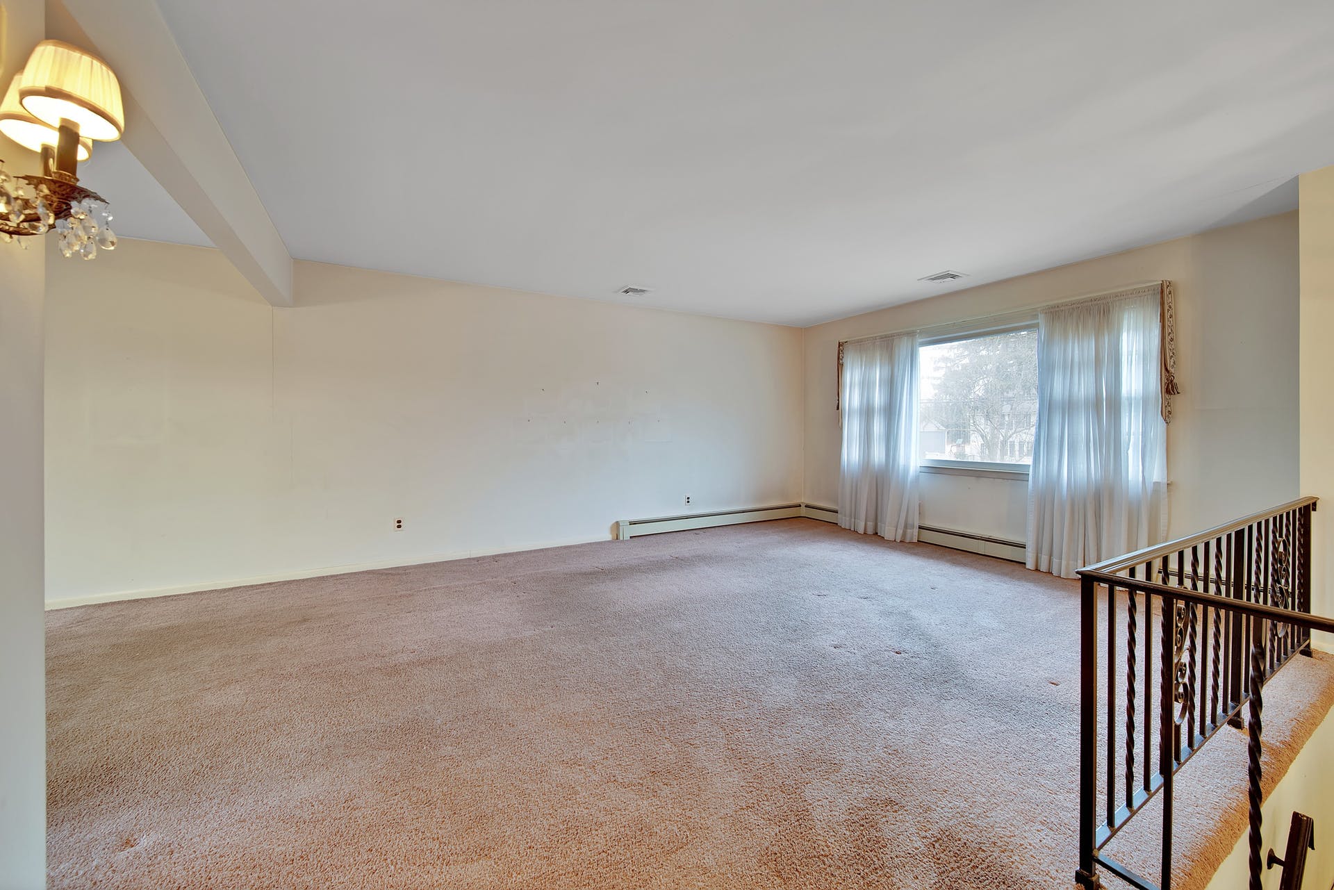 978 River Road