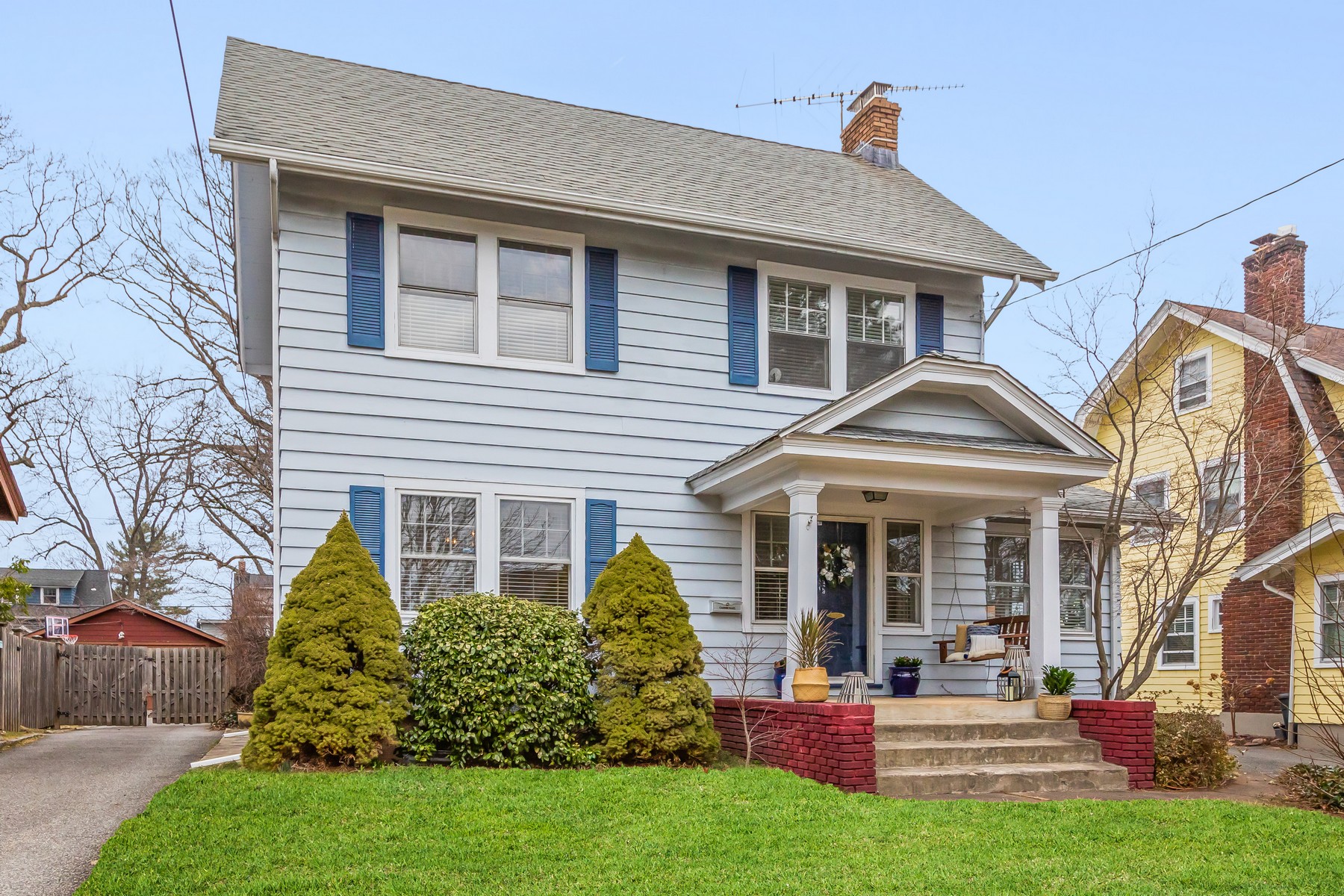 17 Columbus Avenue