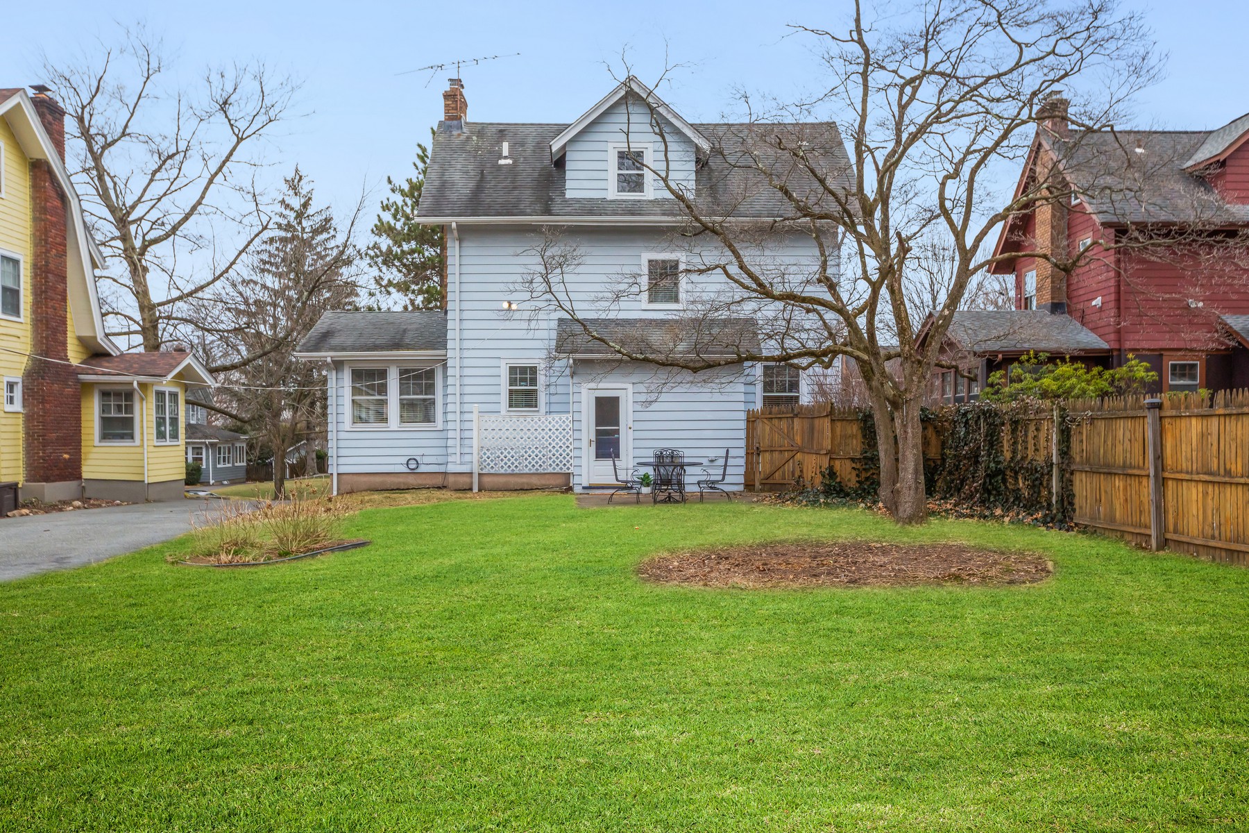 17 Columbus Avenue