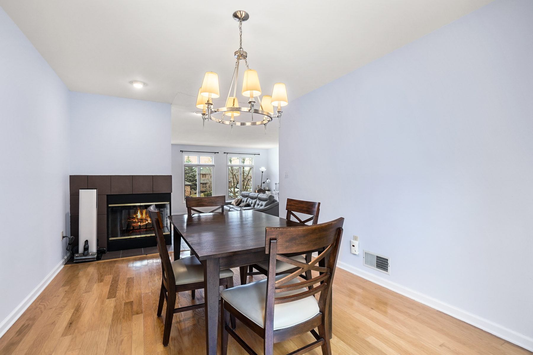 42 Lakeview Drive