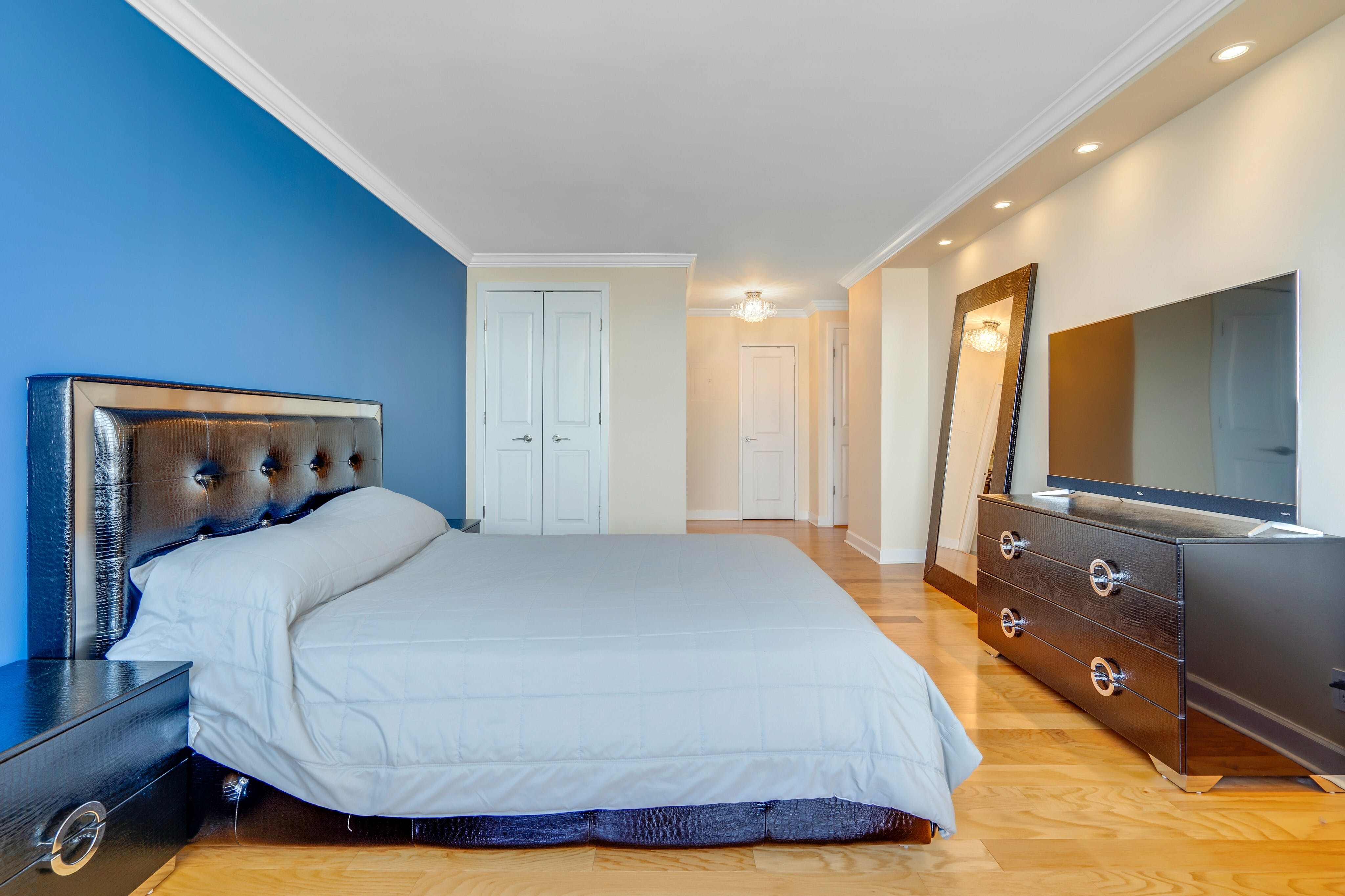 1600 Parker Avenue # 30A Century Tower