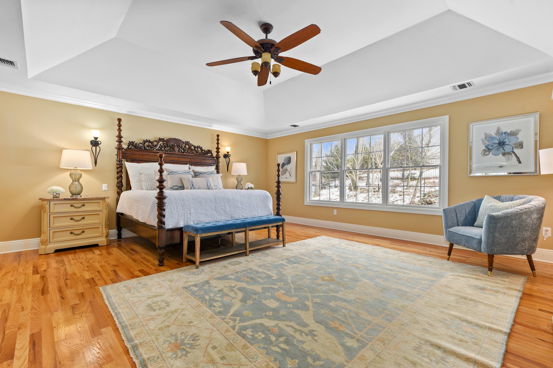 5 Ledgewood Drive
