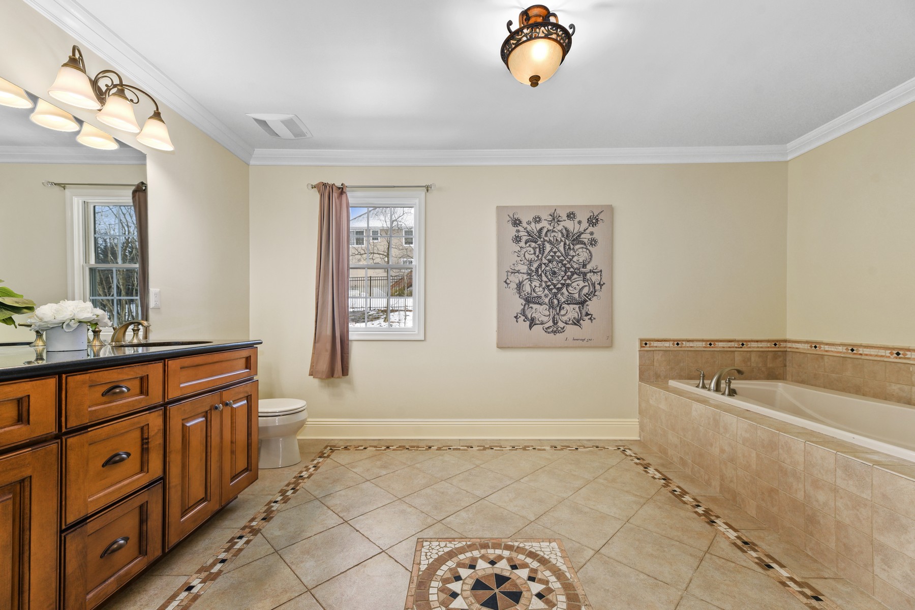 5 Ledgewood Drive