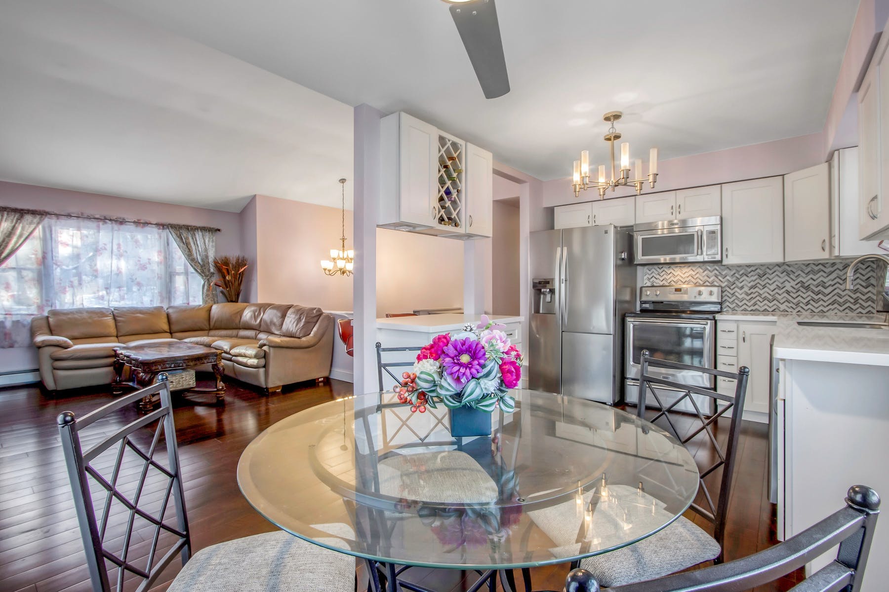 141 E. Lakeside Drive