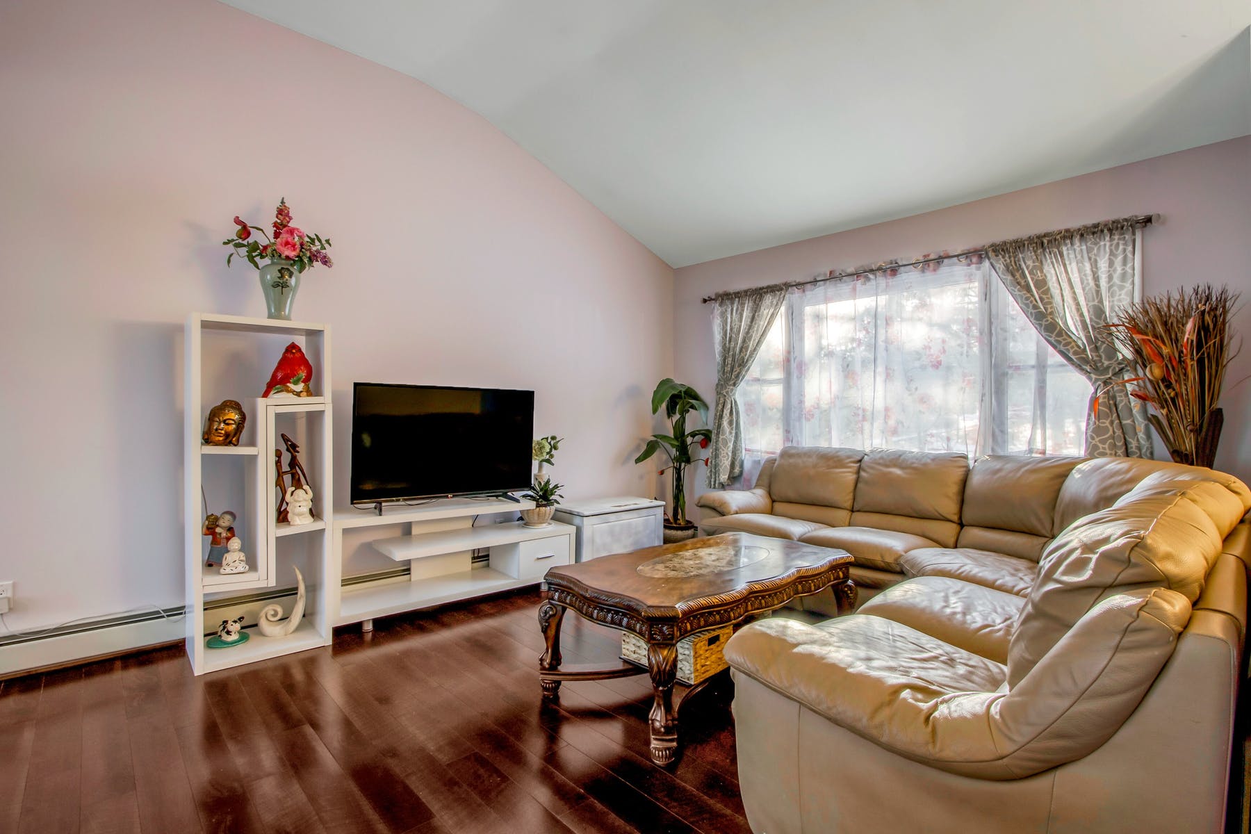141 E. Lakeside Drive