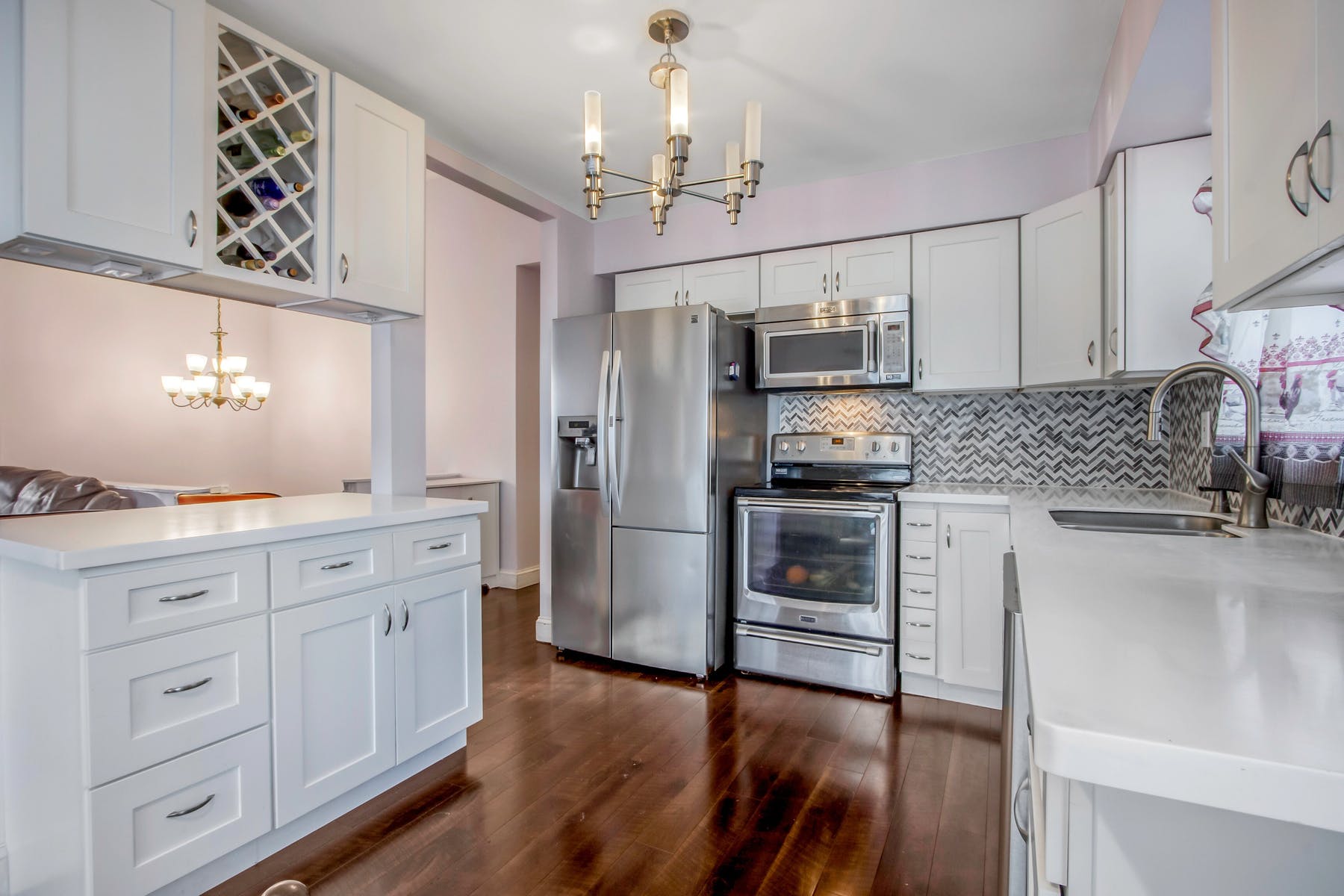 141 E. Lakeside Drive