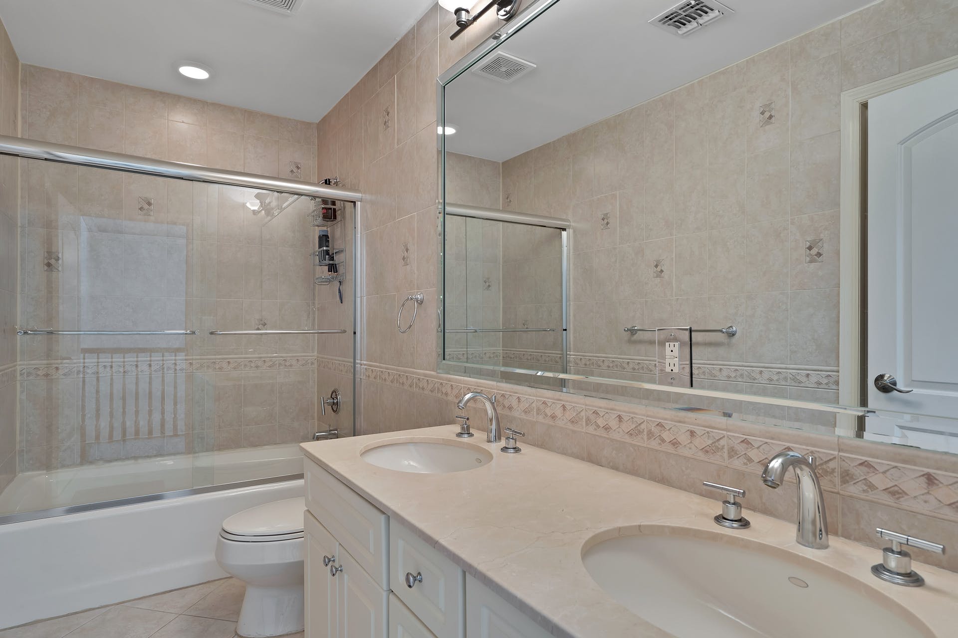 133 Hudson Cove
