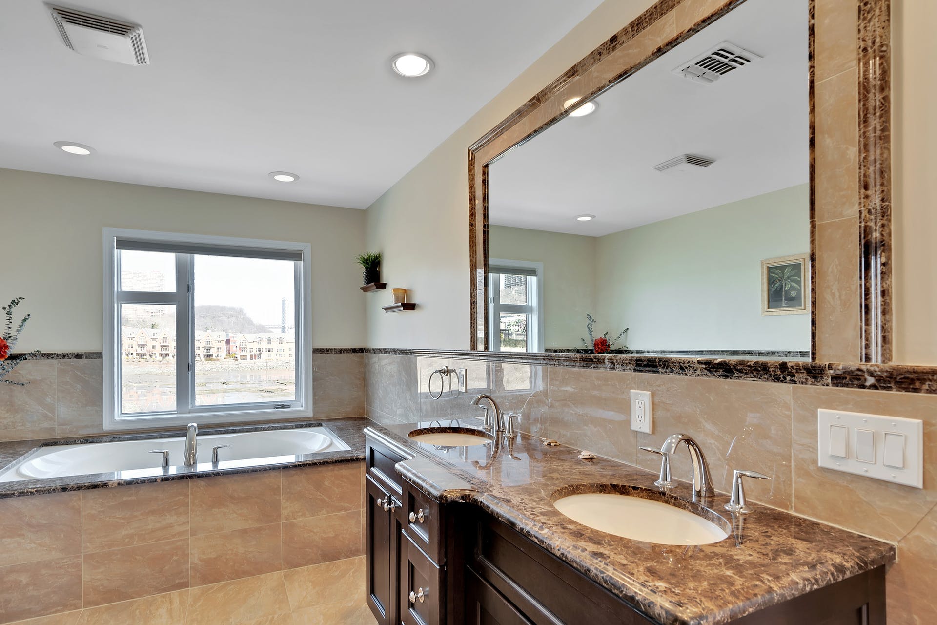 133 Hudson Cove