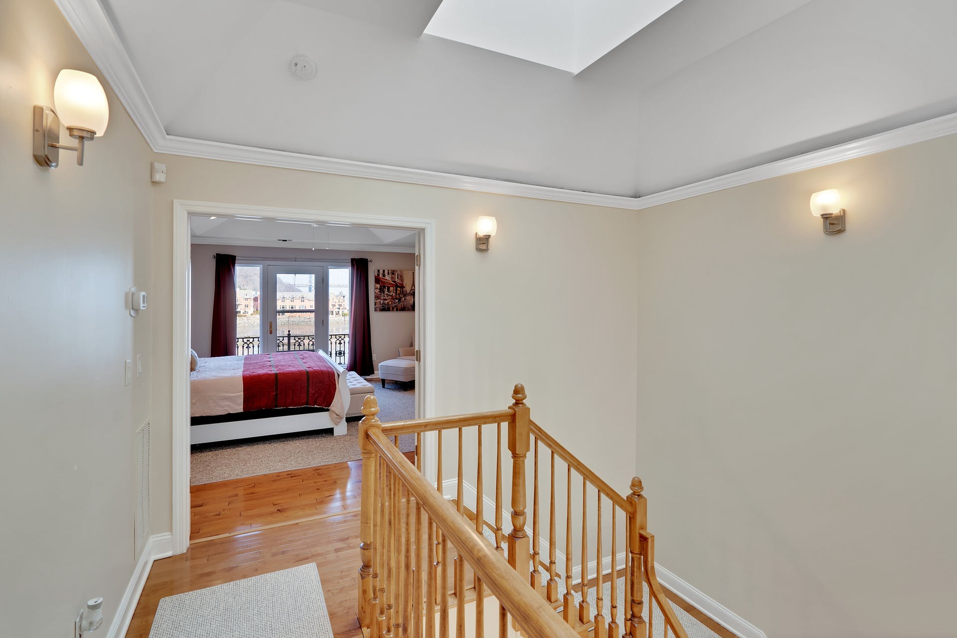 133 Hudson Cove