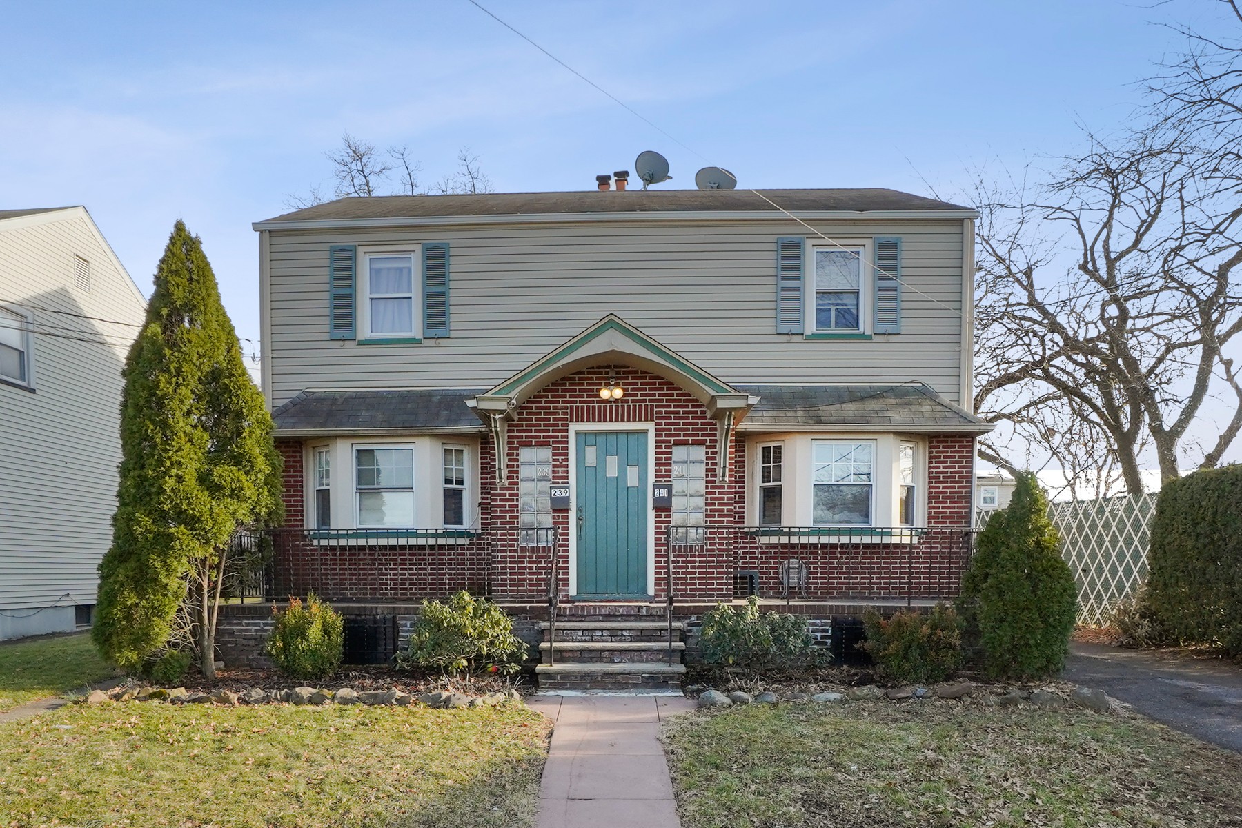 239-241 Lincoln Avenue