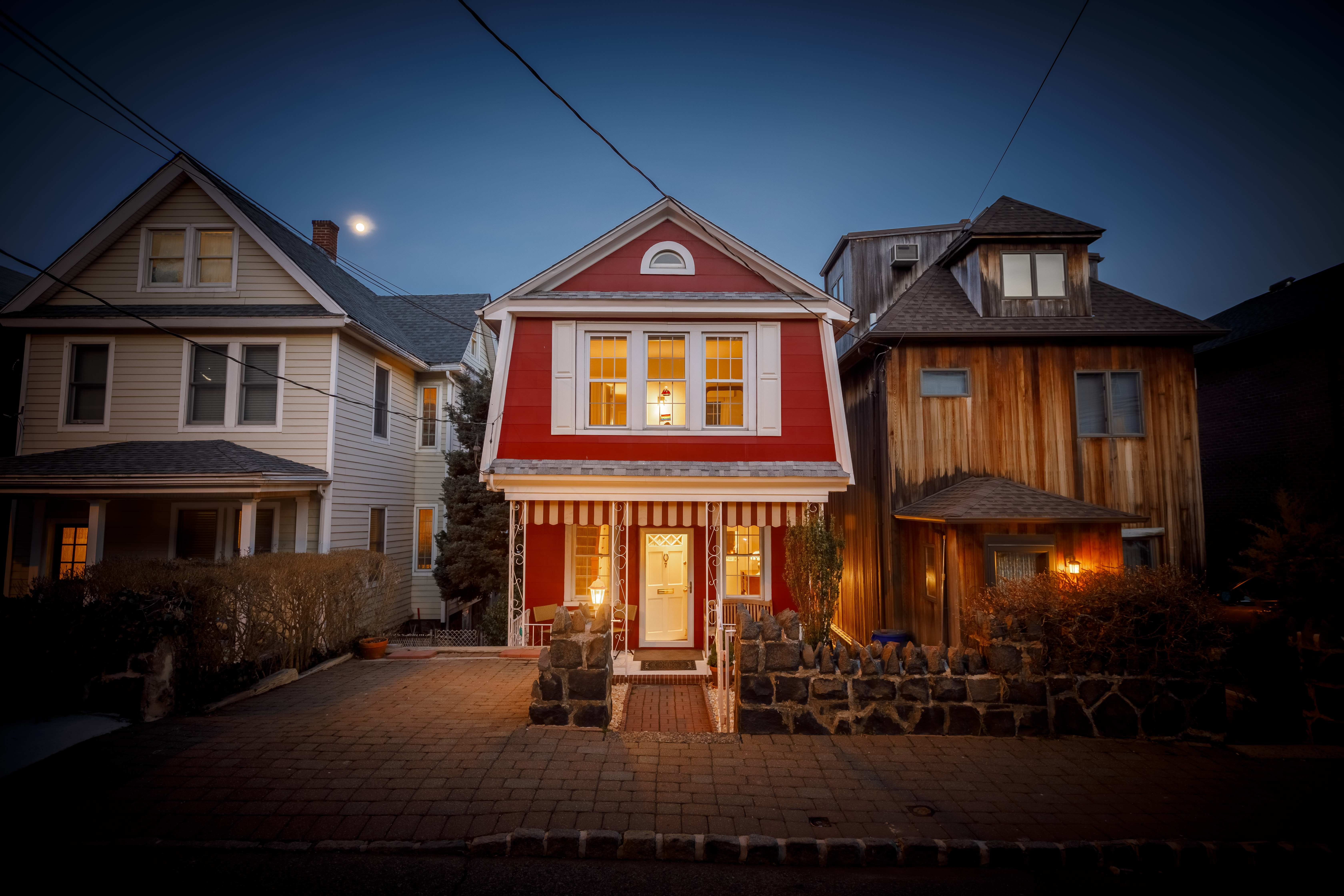 7 Beverly Place