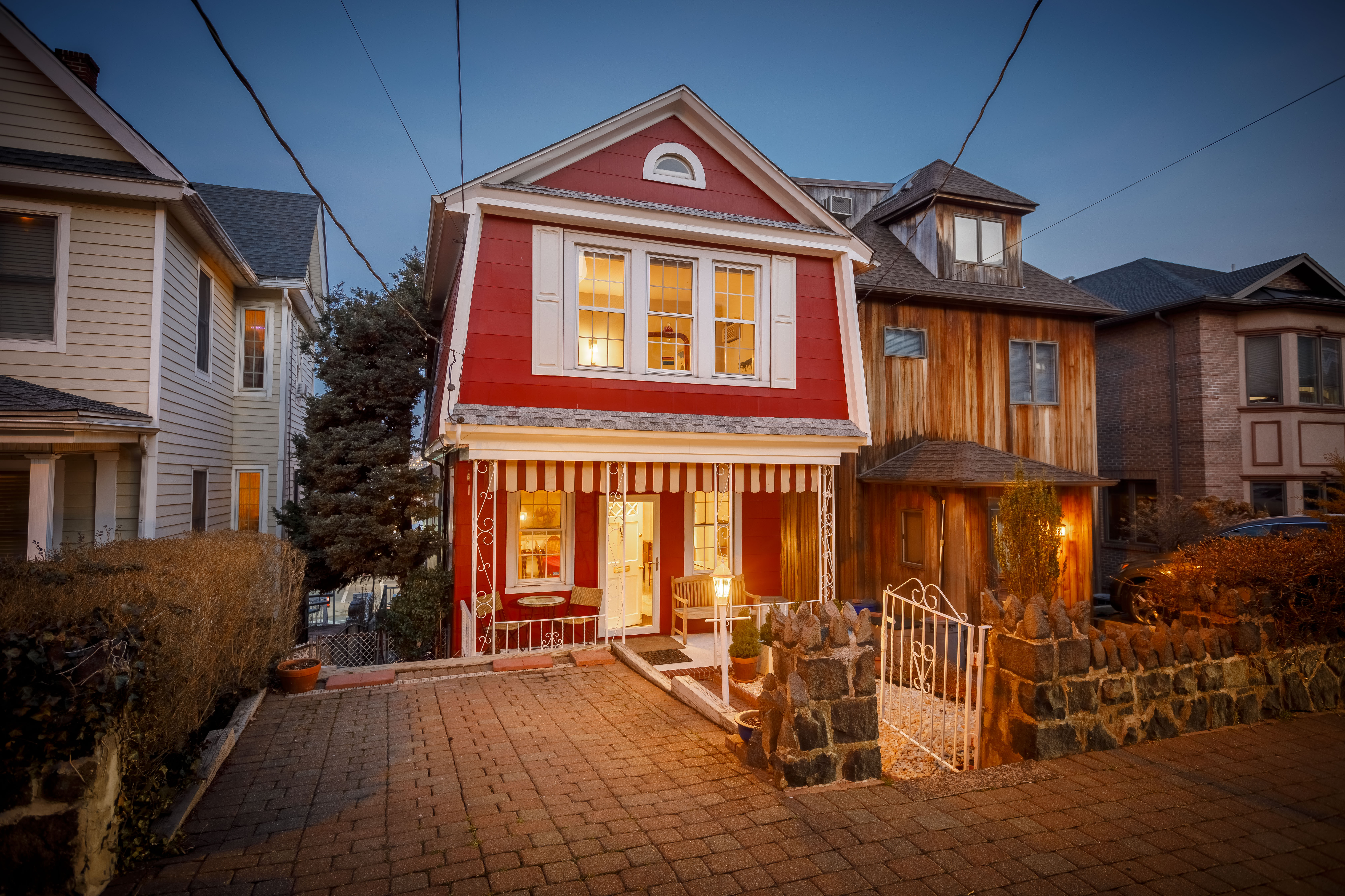 7 Beverly Place