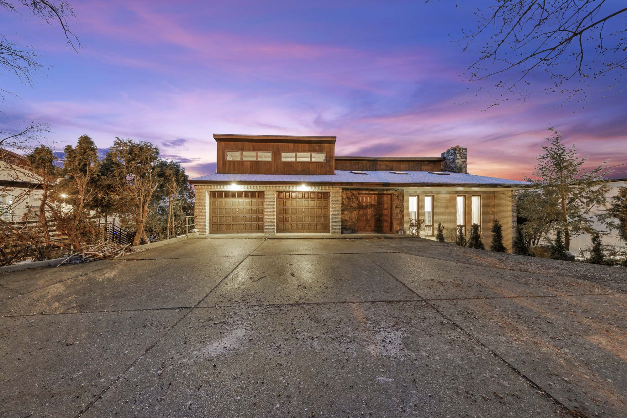 16 Vista Ln