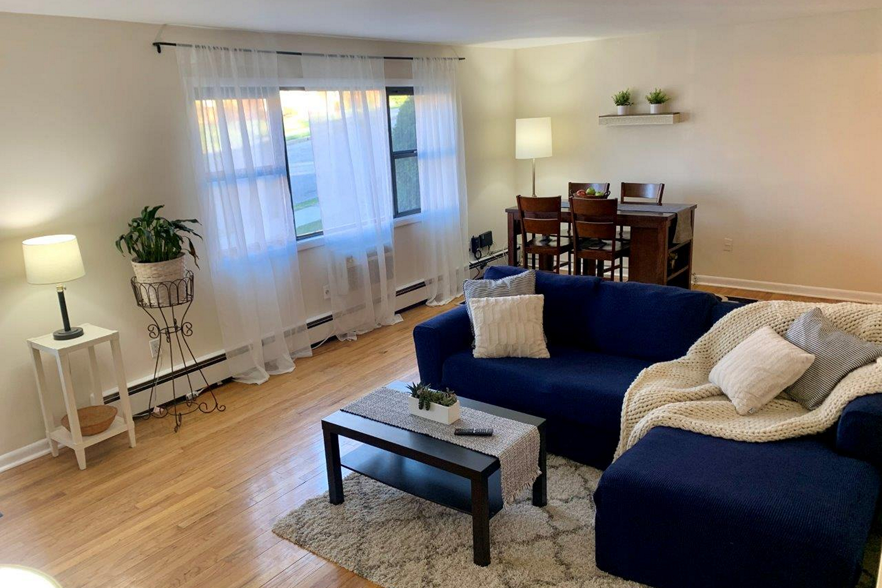 2 Colonial Dr D