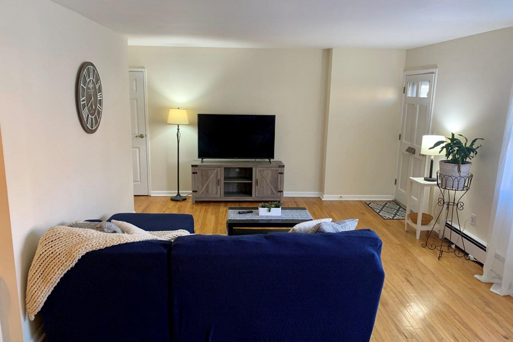 2 Colonial Dr D