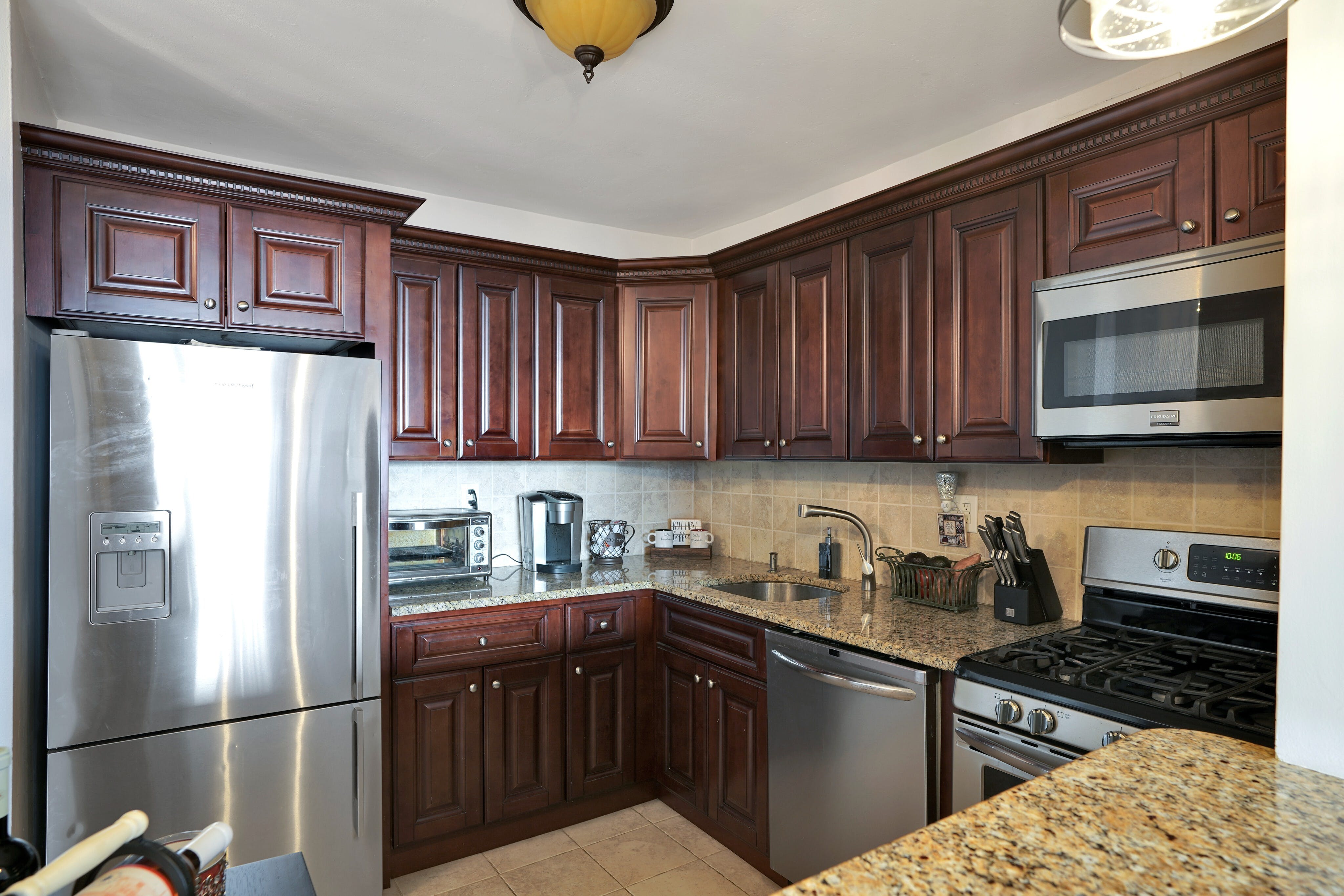 2100 Linwood Avenue Apt 23P