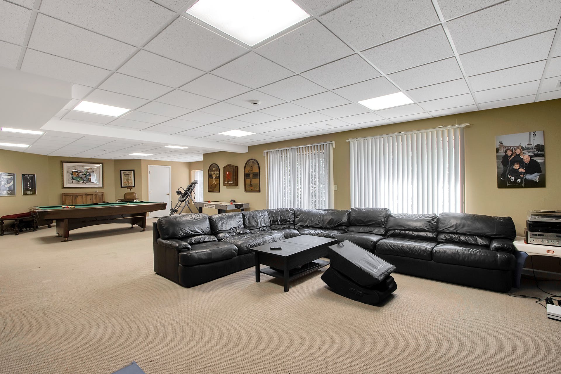 27 N Pond Rd