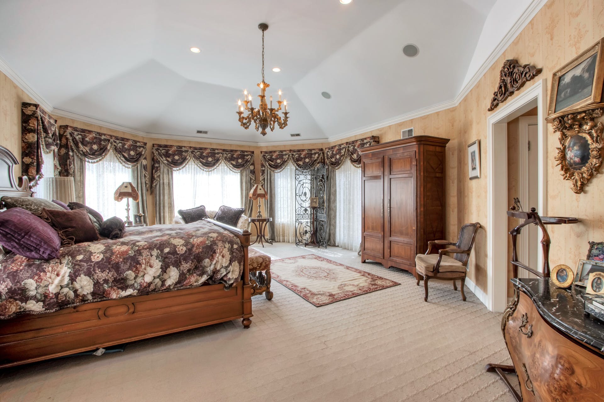 27 N Pond Rd