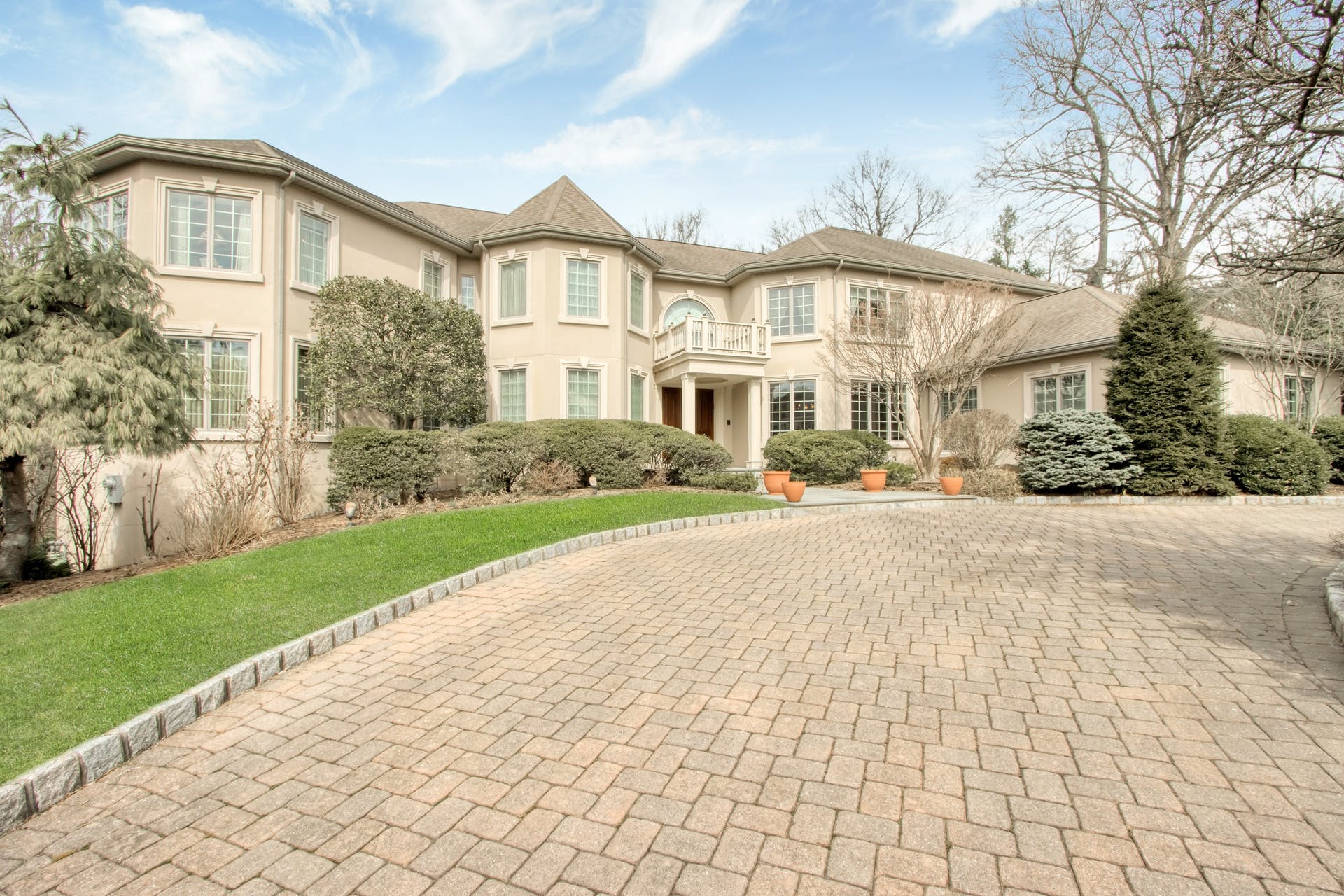 27 N Pond Rd