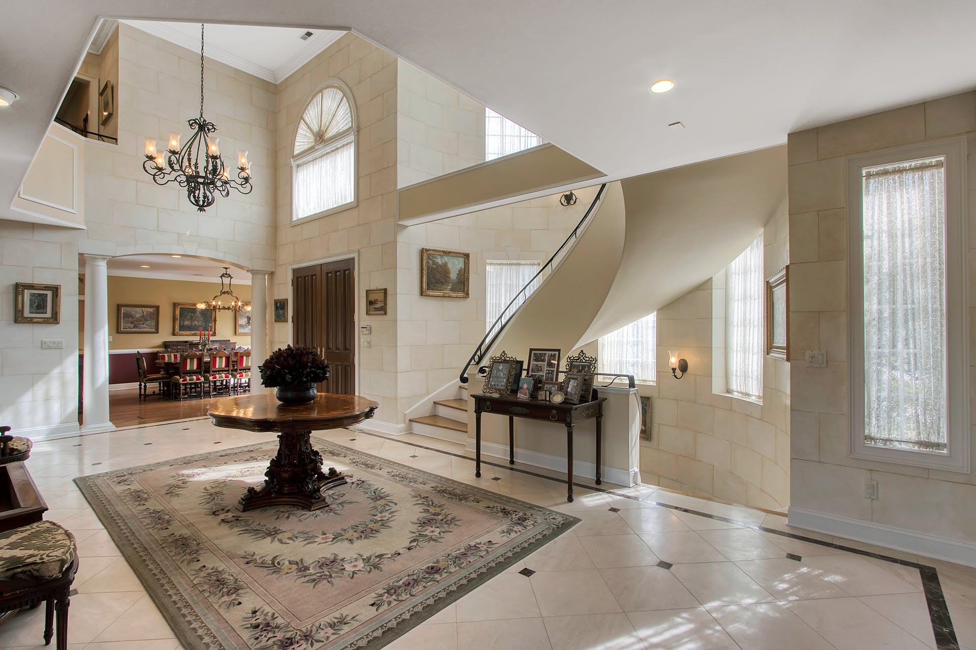 27 N Pond Rd