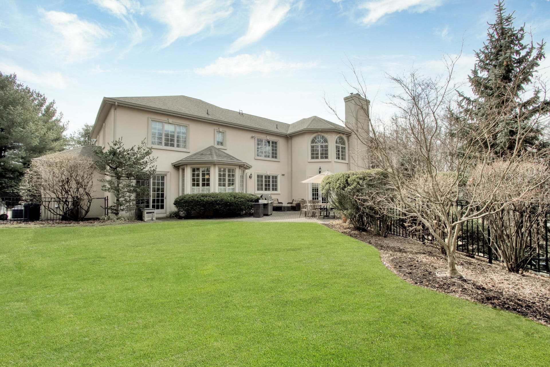 27 N Pond Rd
