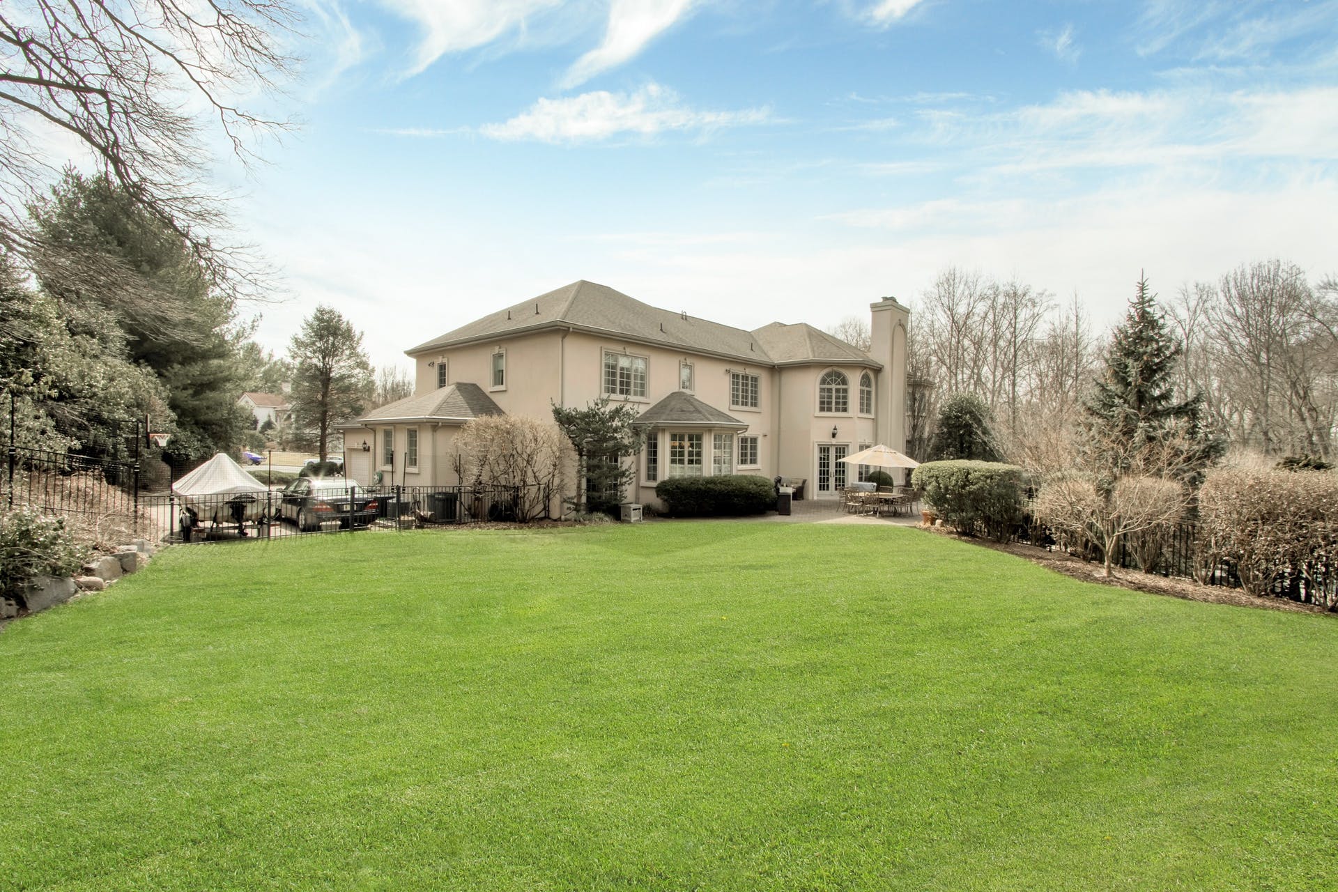 27 N Pond Rd