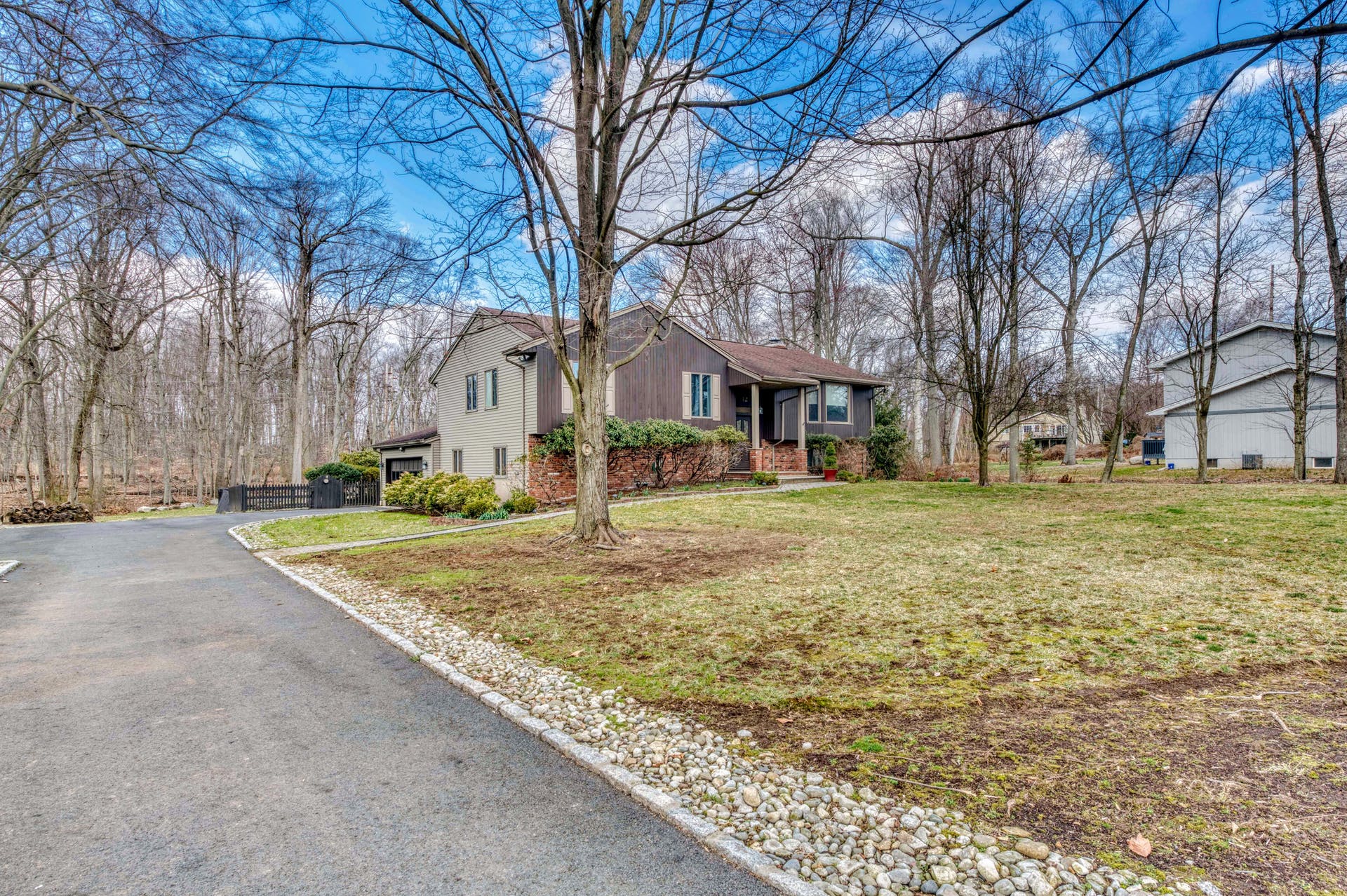 12 Innkeeper Rd