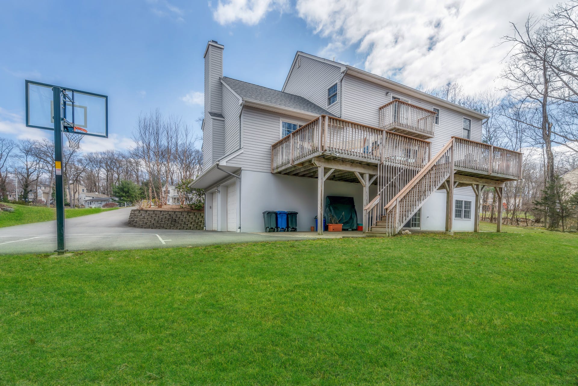 33 Walton Avenue