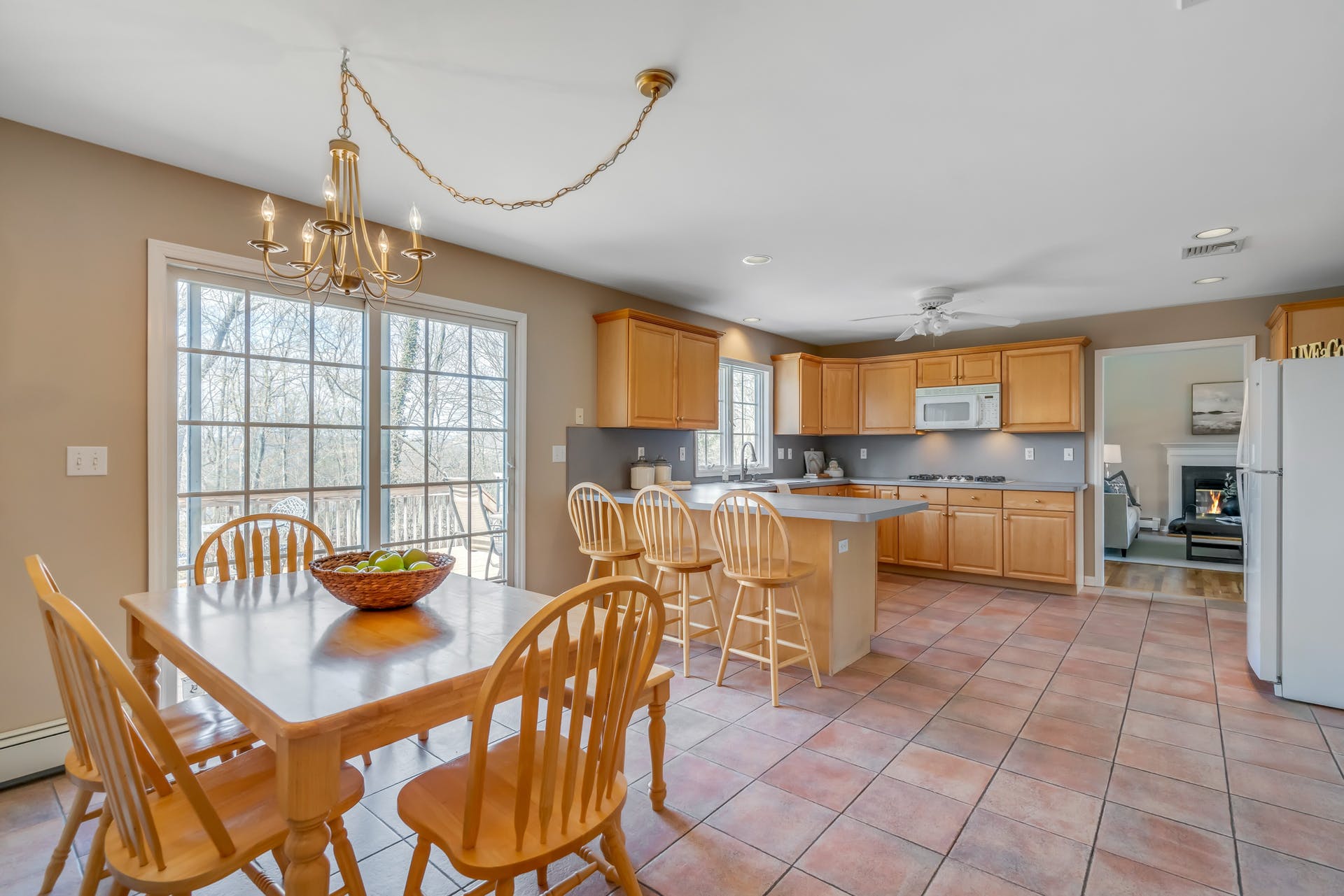 33 Walton Avenue