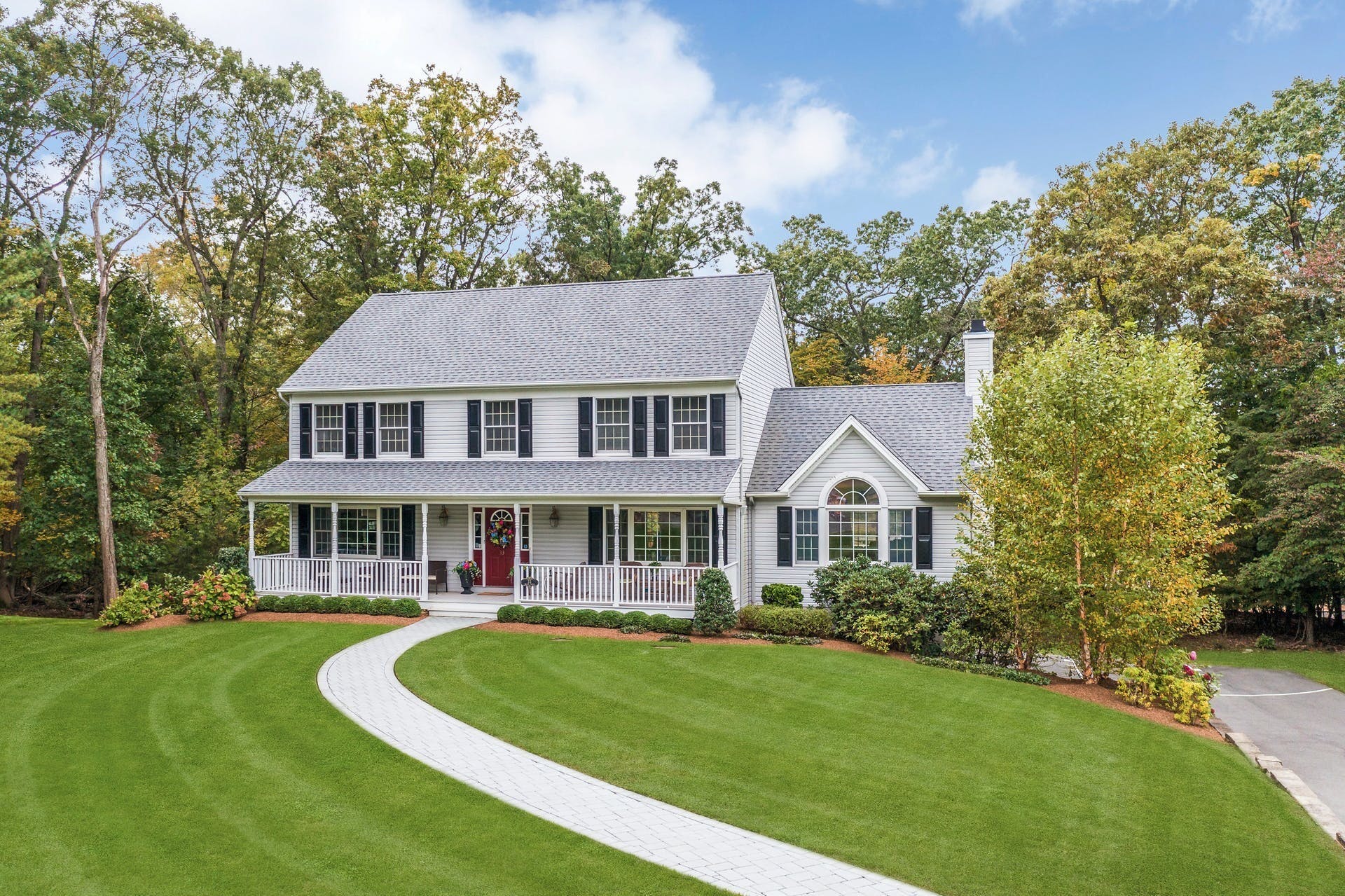 33 Walton Avenue
