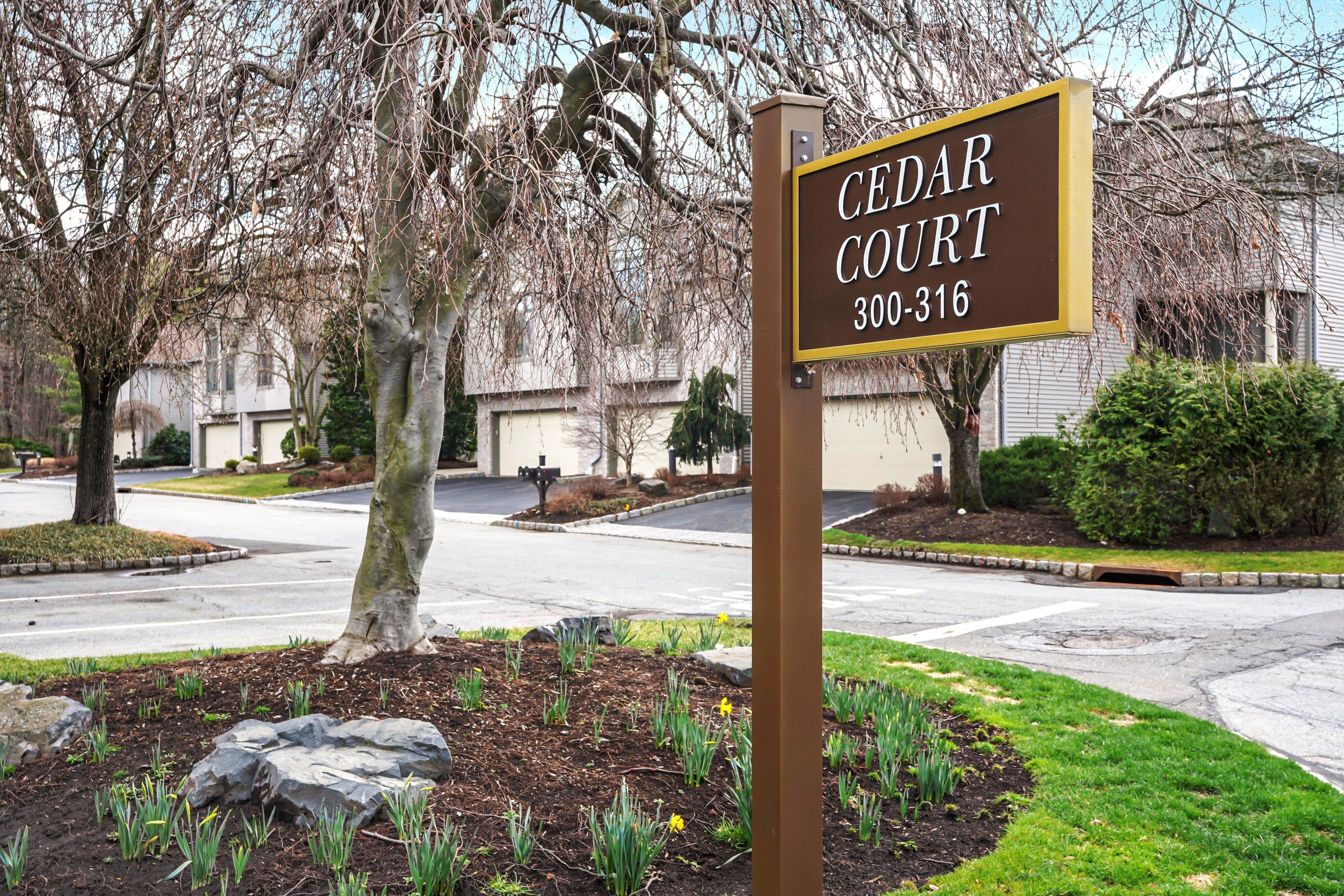 316 Cedar Court